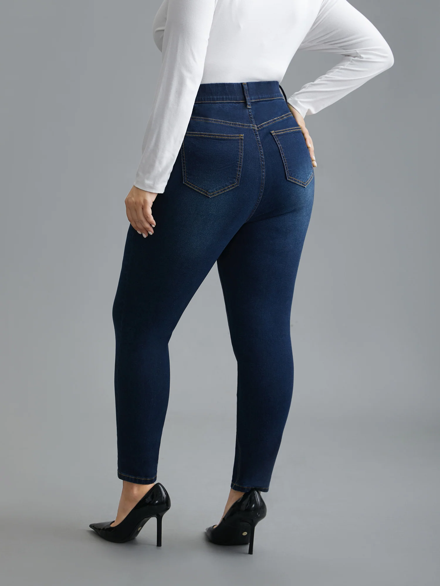Elastic Waist Mid Rise Skinny Jeans - Image 2