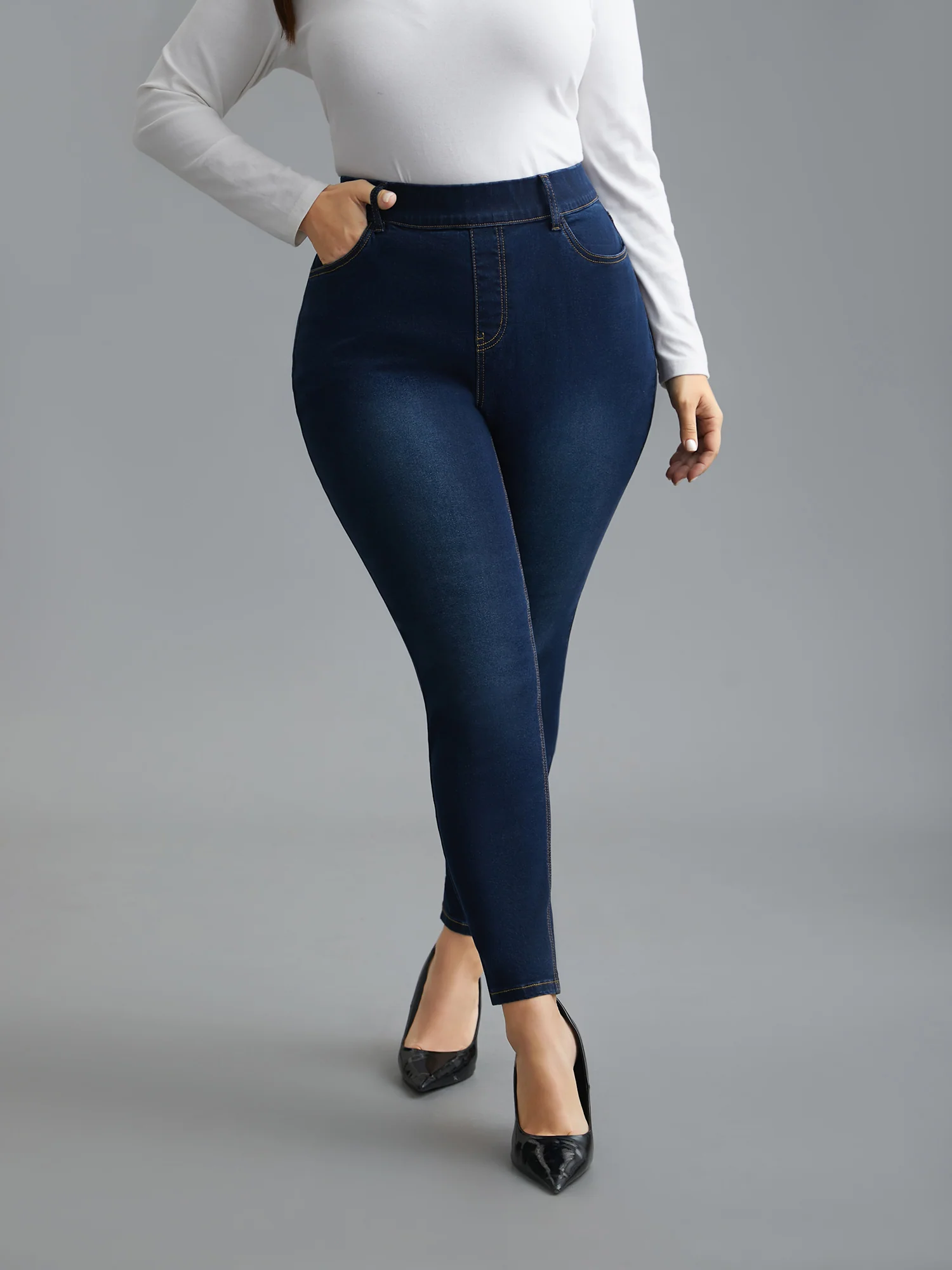Elastic Waist Mid Rise Skinny Jeans - Image 3