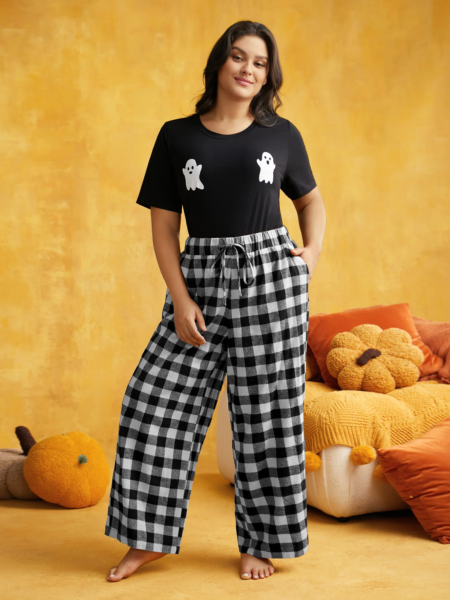 Elastic Waist Plaid Lounge Bottoms - Image 2