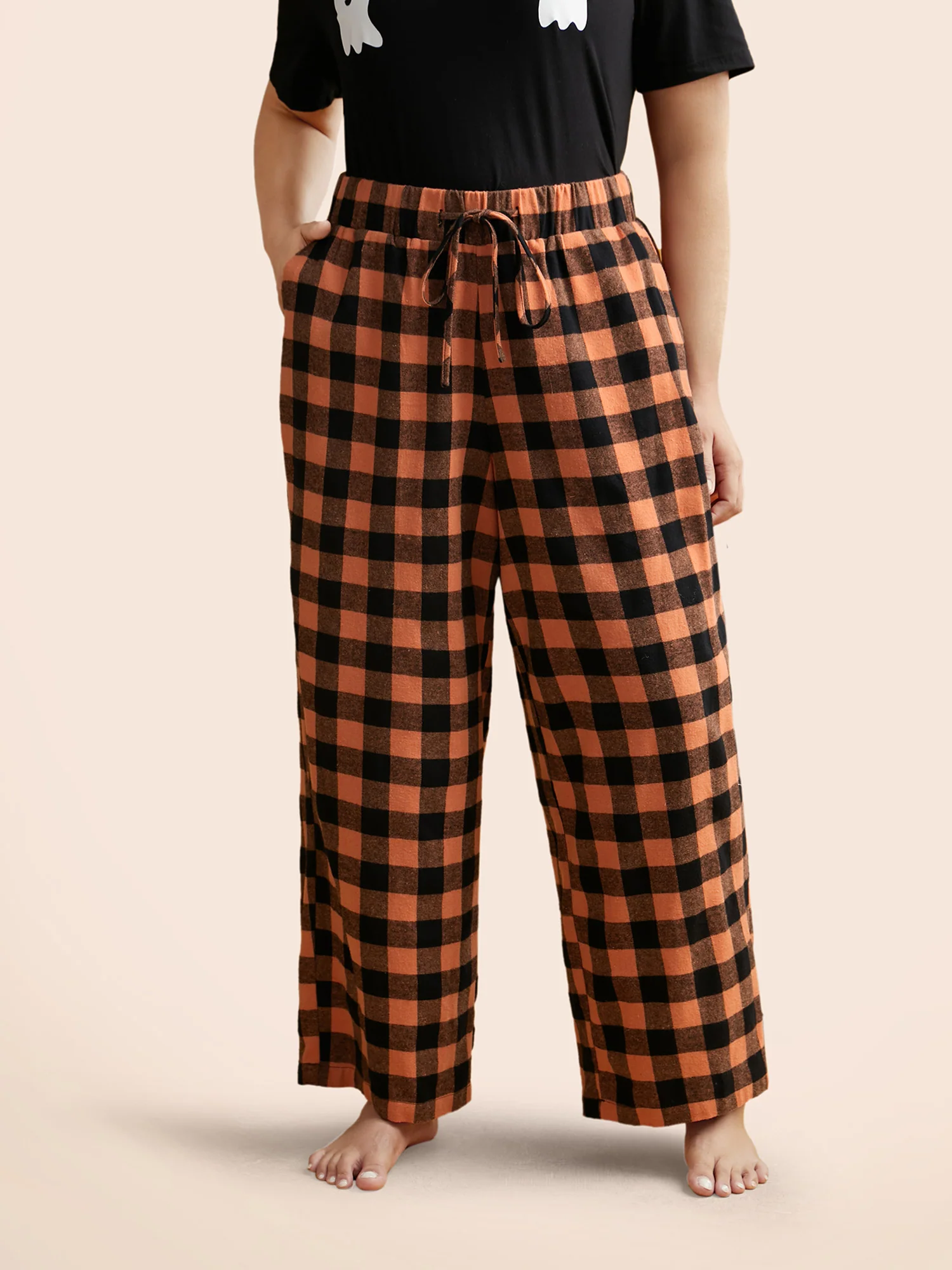 Elastic Waist Plaid Lounge Bottoms - Image 6