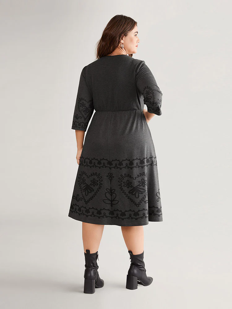 Elastic Waist Pocket Graphic Print Dress - Image 2
