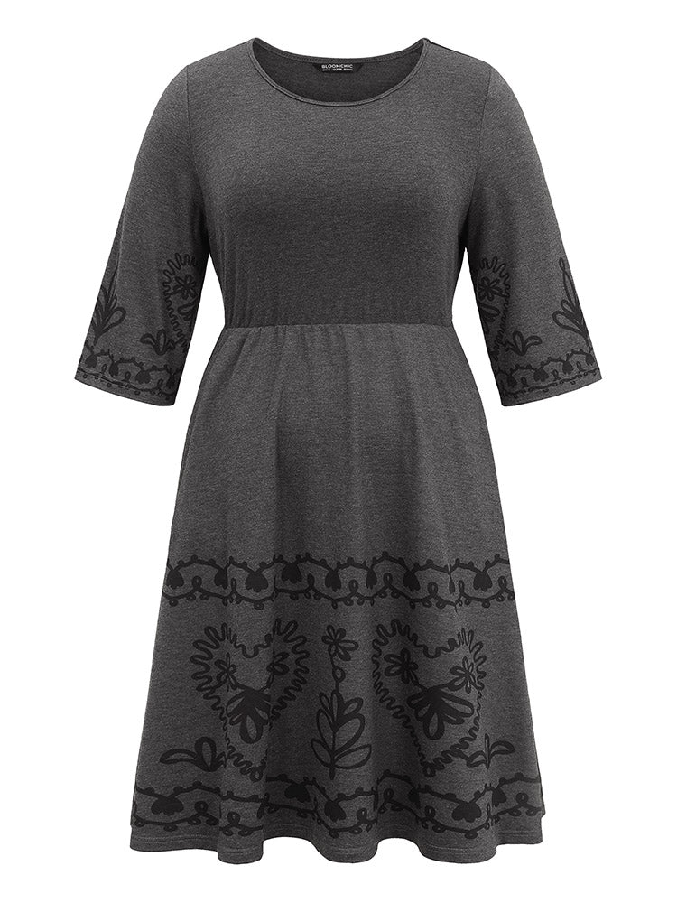 Elastic Waist Pocket Graphic Print Dress - Image 5