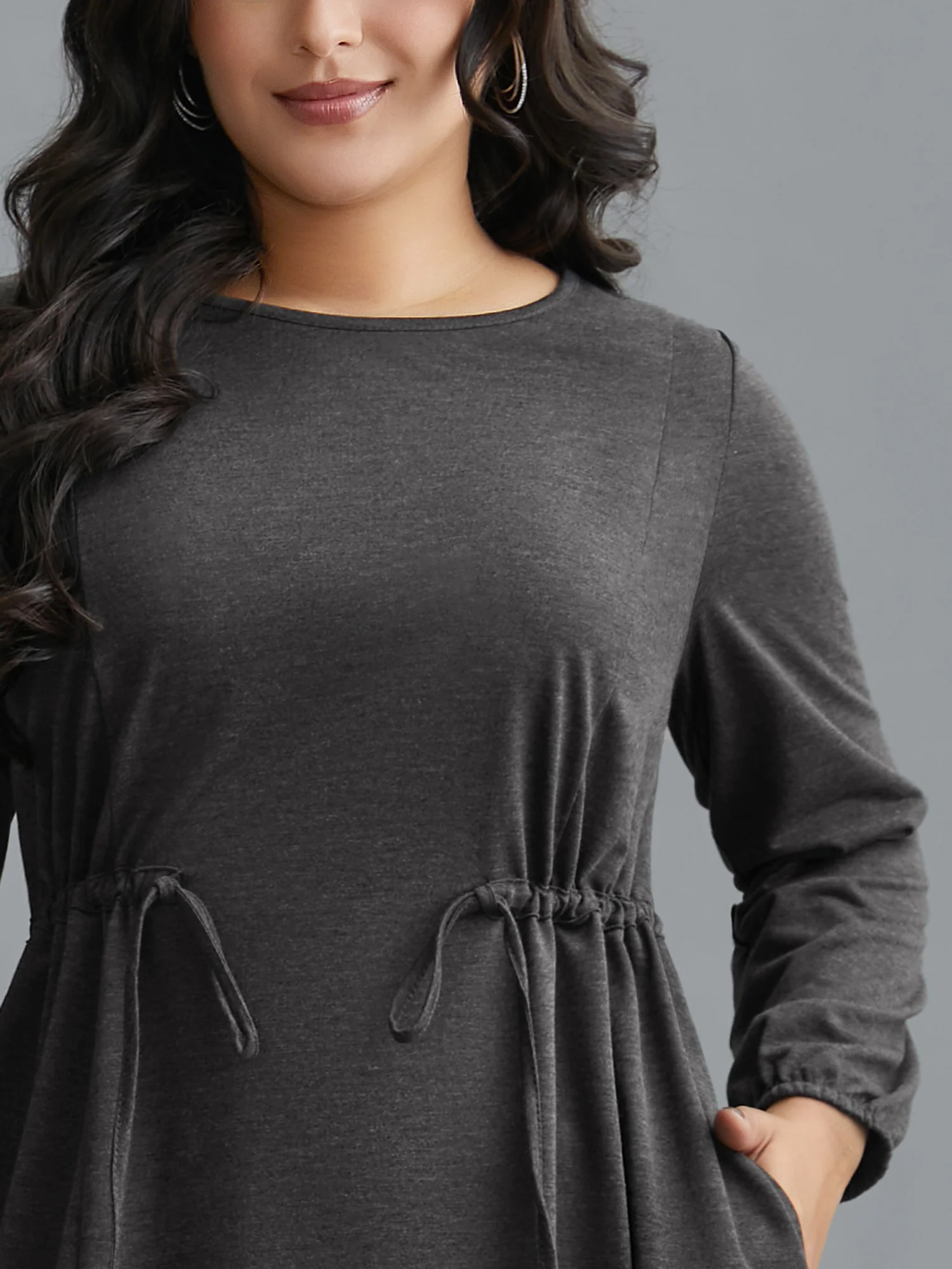 Elastic Waist Tie Round Neck Knit Midi Dress - Image 5