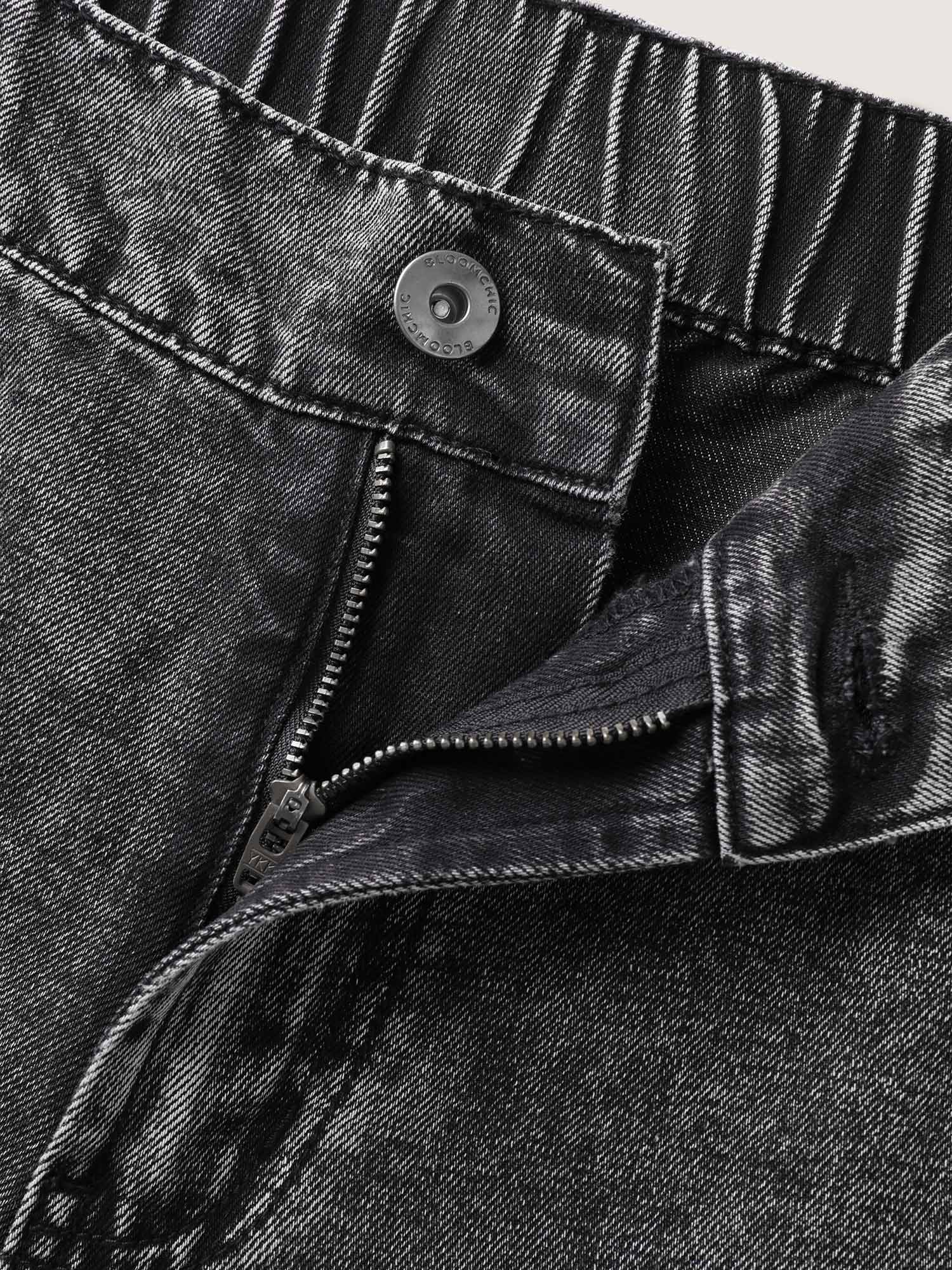 Elastic Waistband Classic Cut Denim Shorts - Image 7