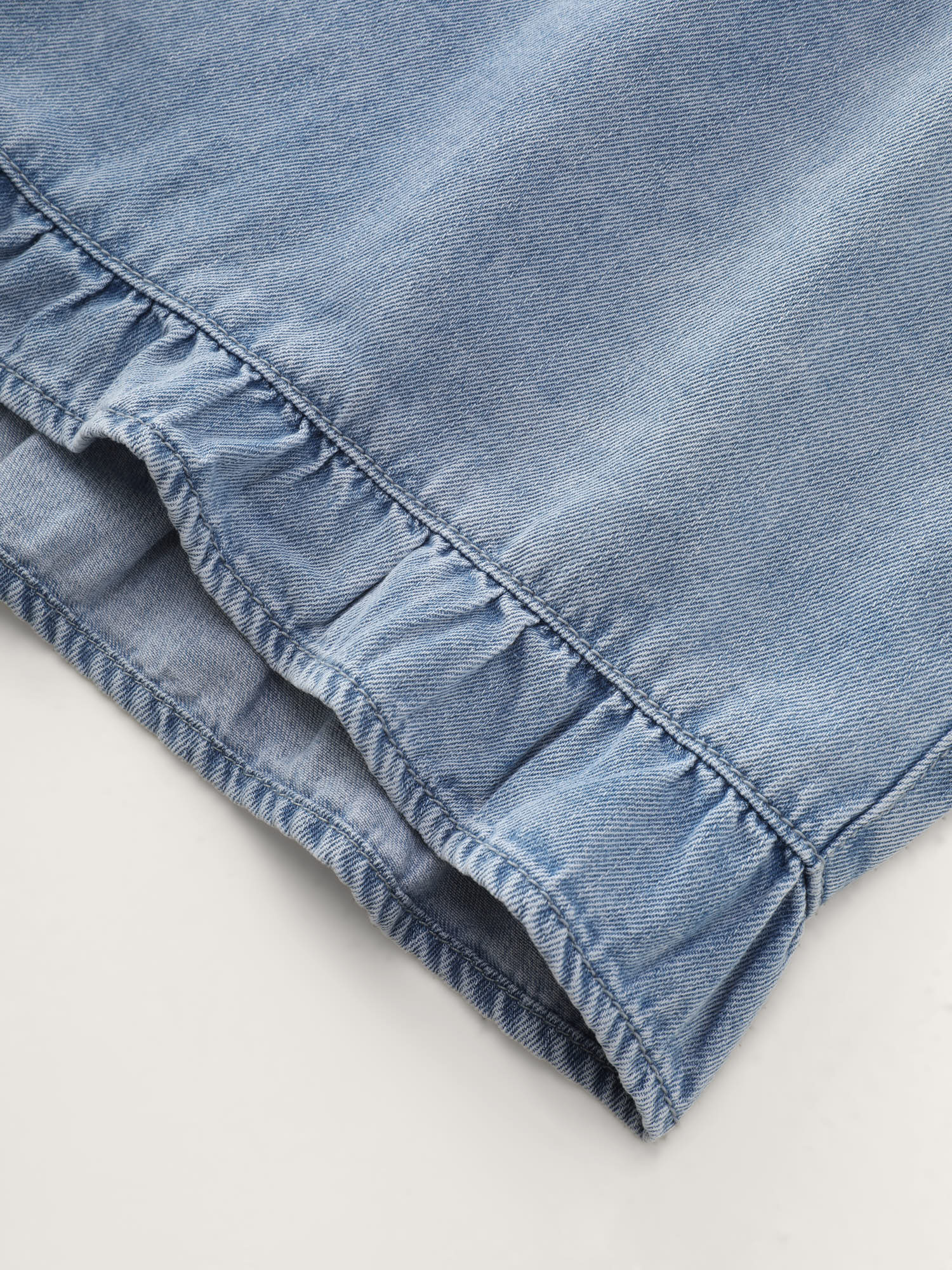 Elastic Waistband Straight-Leg Denim Shorts - Image 7