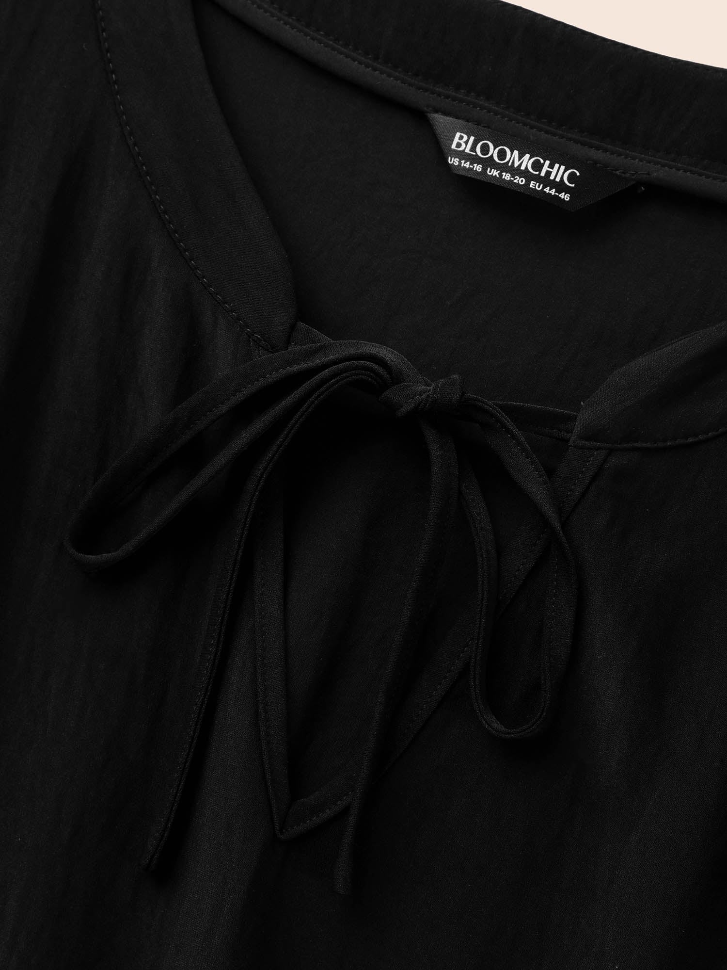 Embroidered Flare Cuffs Midi Dress - Image 5