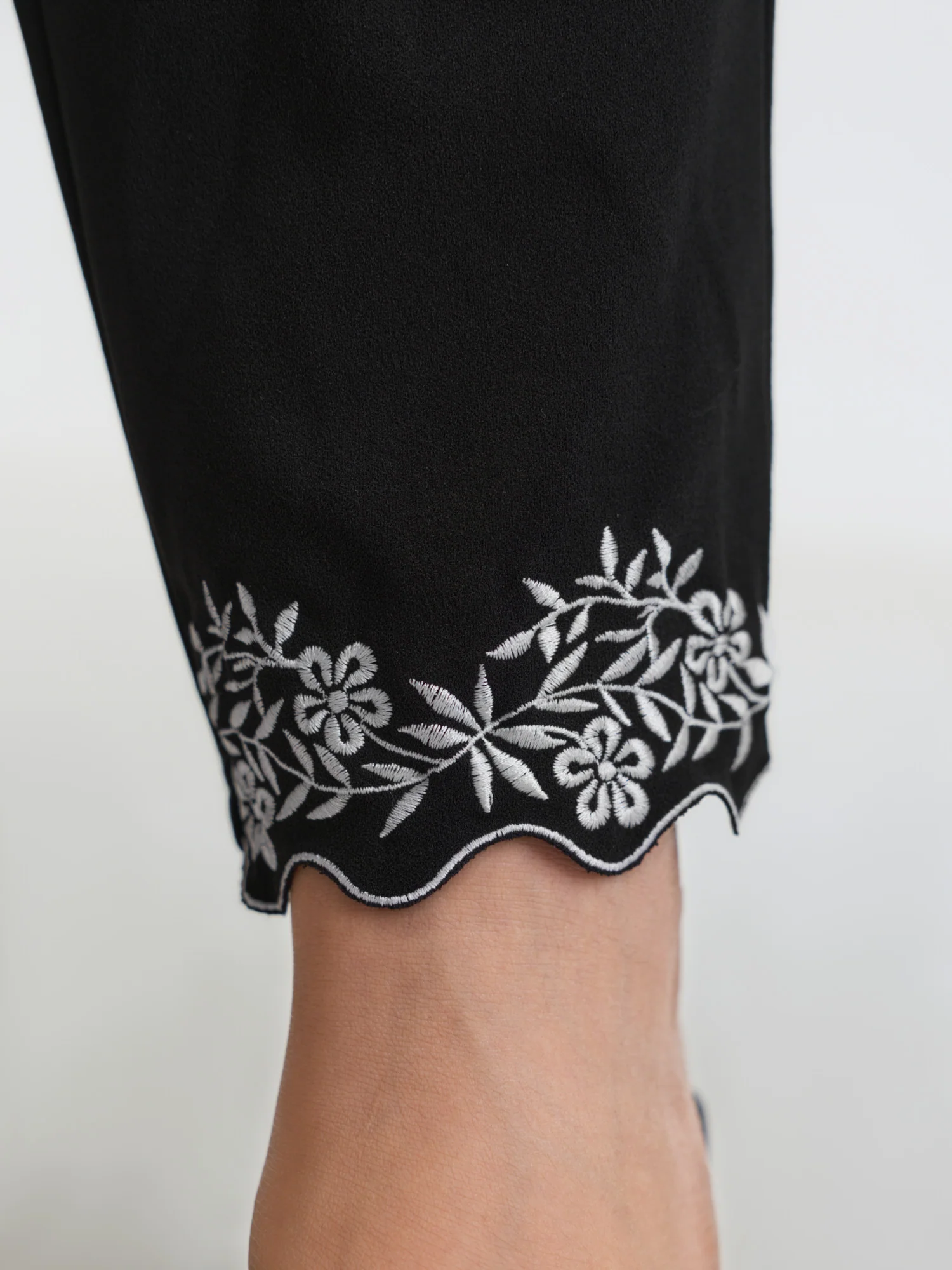 Embroidered Hem Pull-On Pants - Image 5