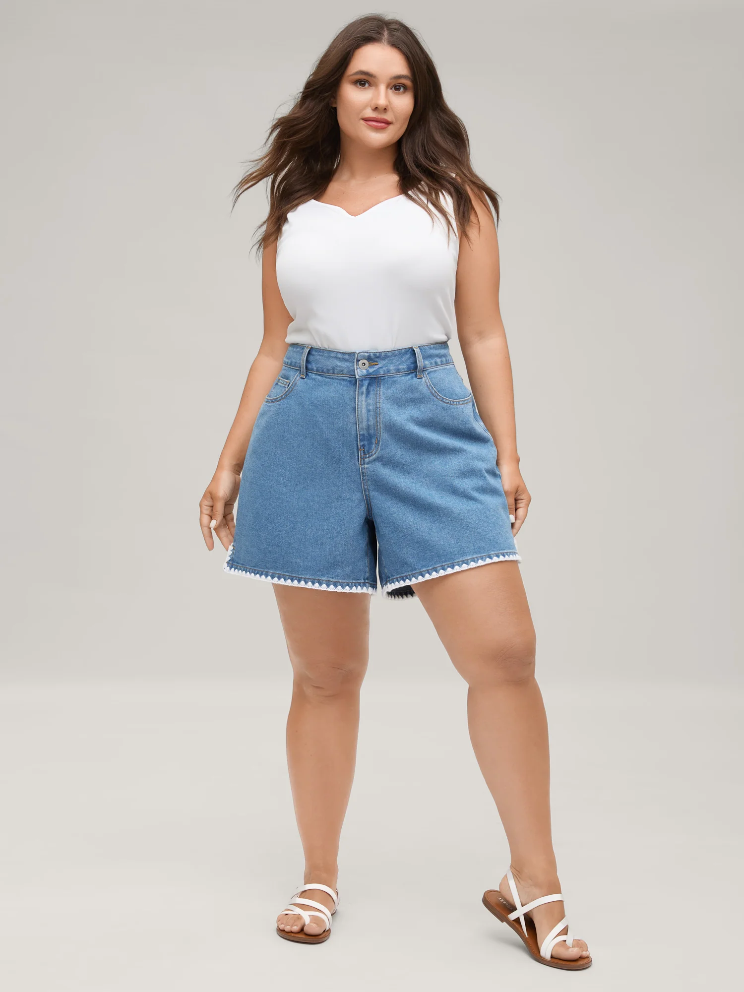 Embroidered Hem High Rise Straight-Leg Denim Shorts - Image 3