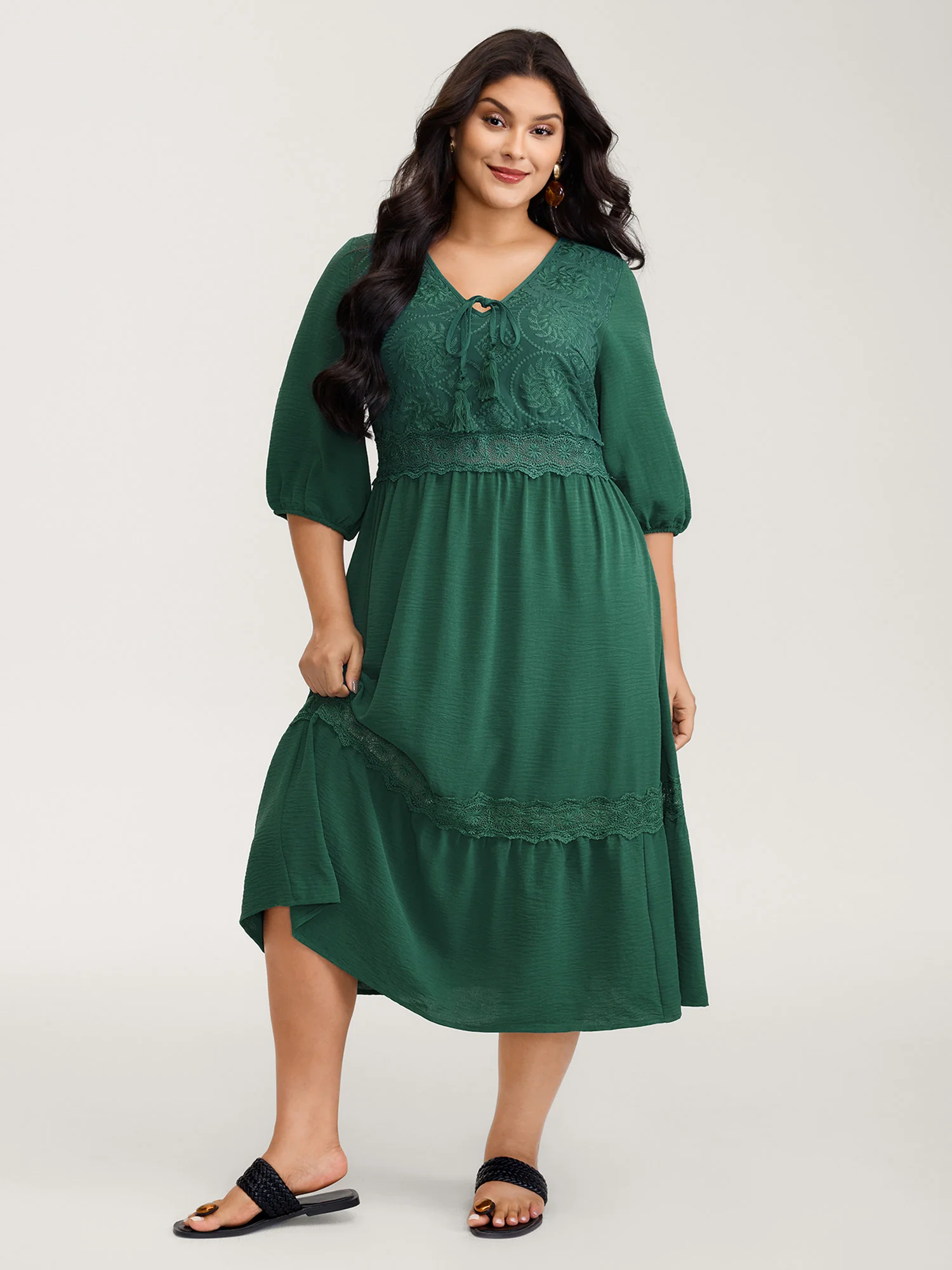 Embroidered Lace Trim Neck Drawstring Midi Dress - Image 3