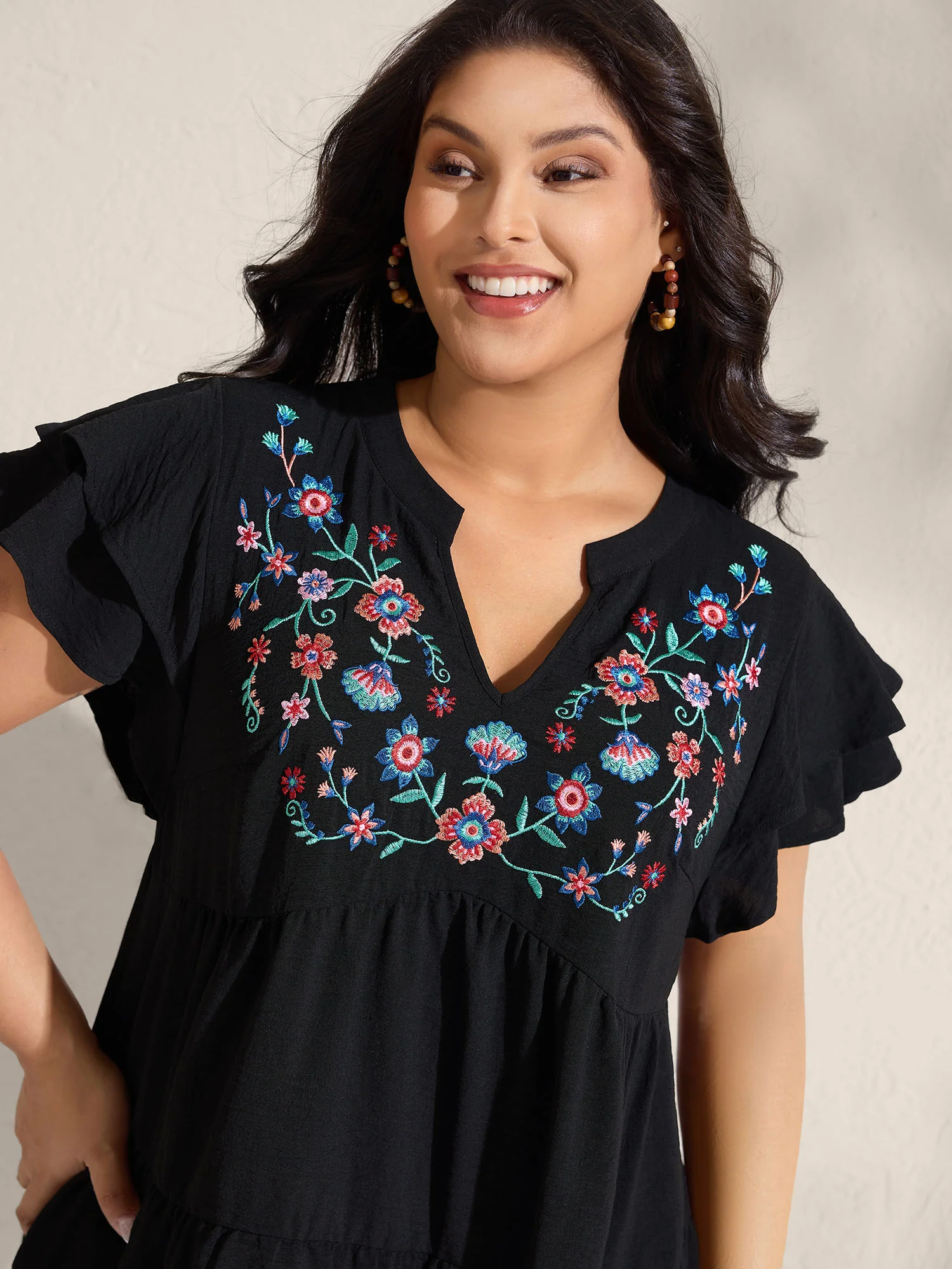 Embroidered Neckline A-Line Ruffled Knee-Length Dress - Image 2