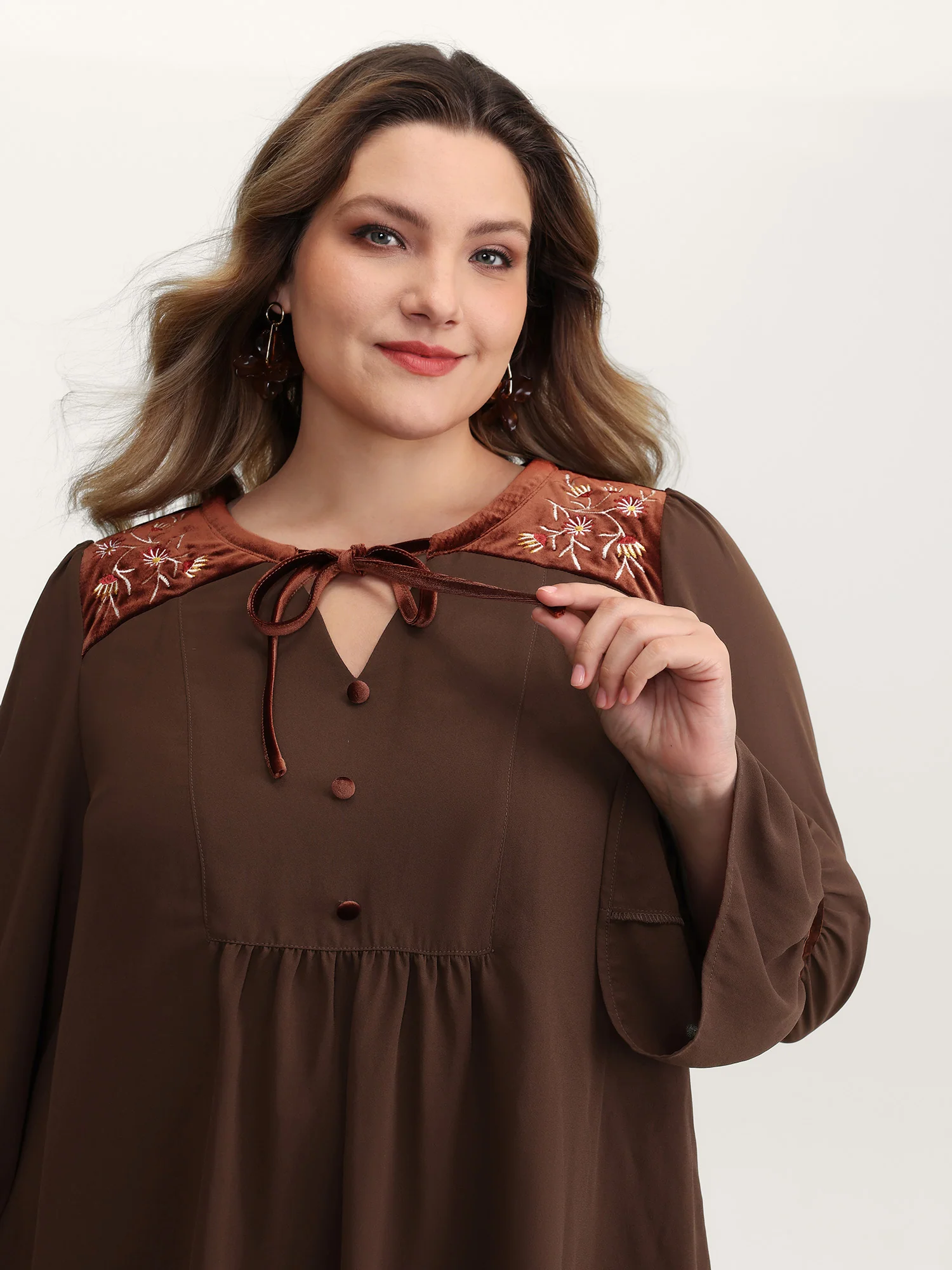Embroidered Pleated Ruffled Sleeve Blouse - Image 2