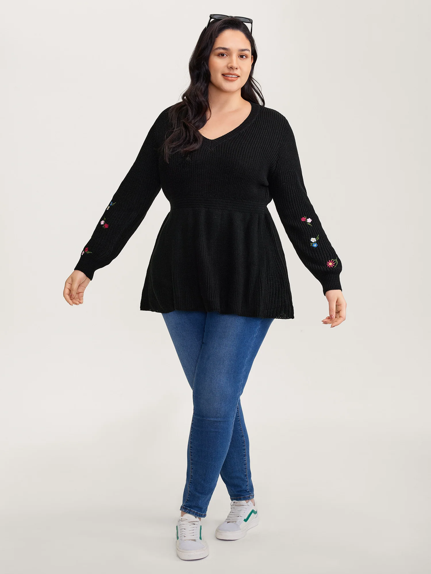 Embroidered Sleeve Stretchy Cinched-Waist Pullover - Image 3