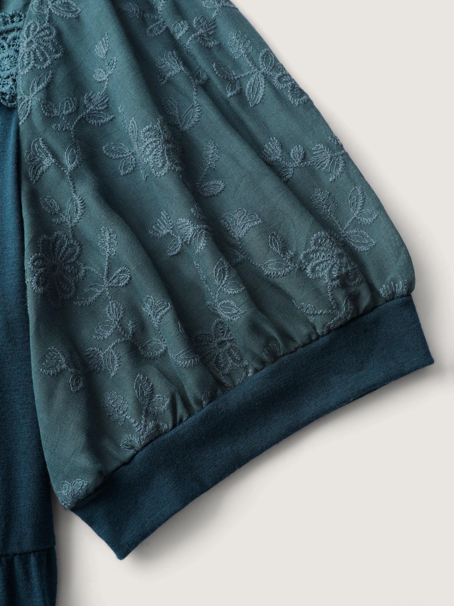 Embroidered Tiered Floral Lace T-Shirt - Image 6