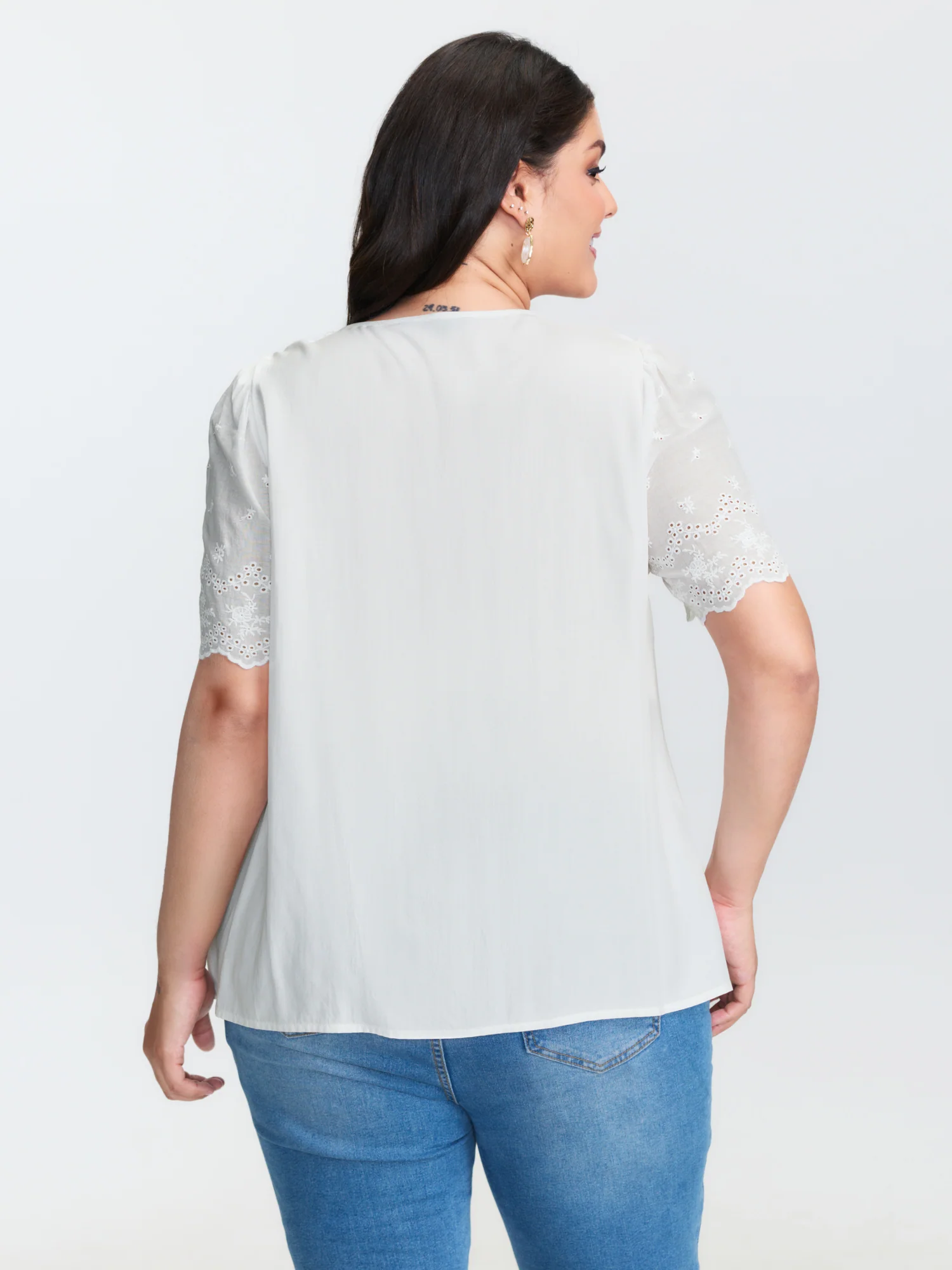 Embroidery Scalloped Sleeve Plain Blouse - Image 4
