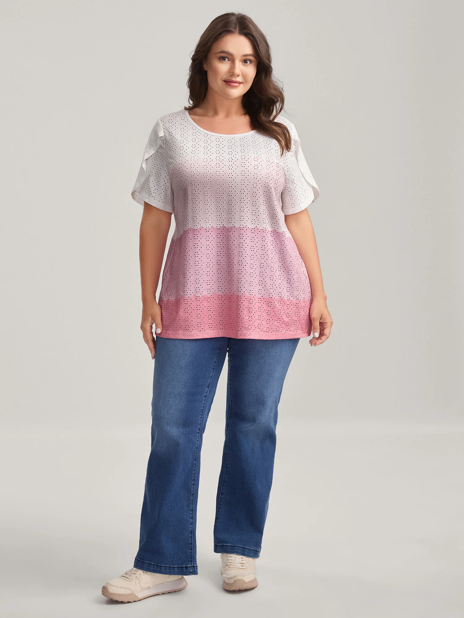 Eyelet Trim Color Block Stretchy T-Shirt - Image 3