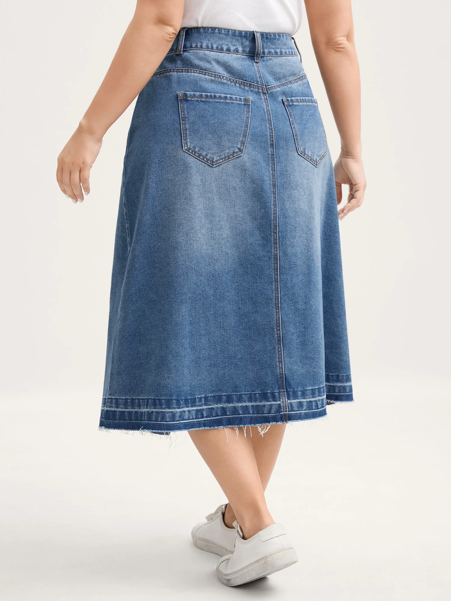 Faded Wash Slit Hem Denim Skirt - Image 4