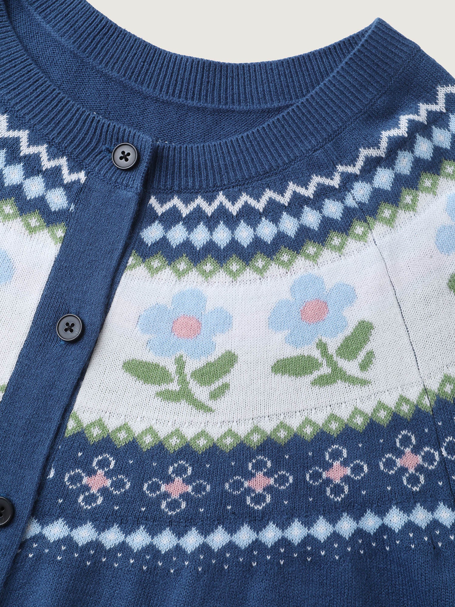 Fair Isle Jacquard Color Contrast Knit Cardigan - Image 6