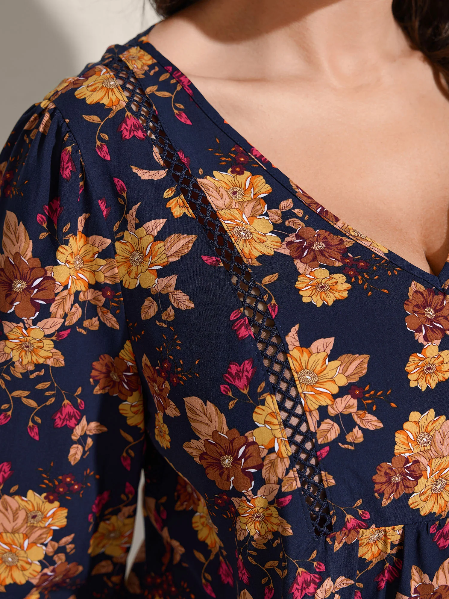 Fall Florals Lace Trim Flowy Blouse - Image 2