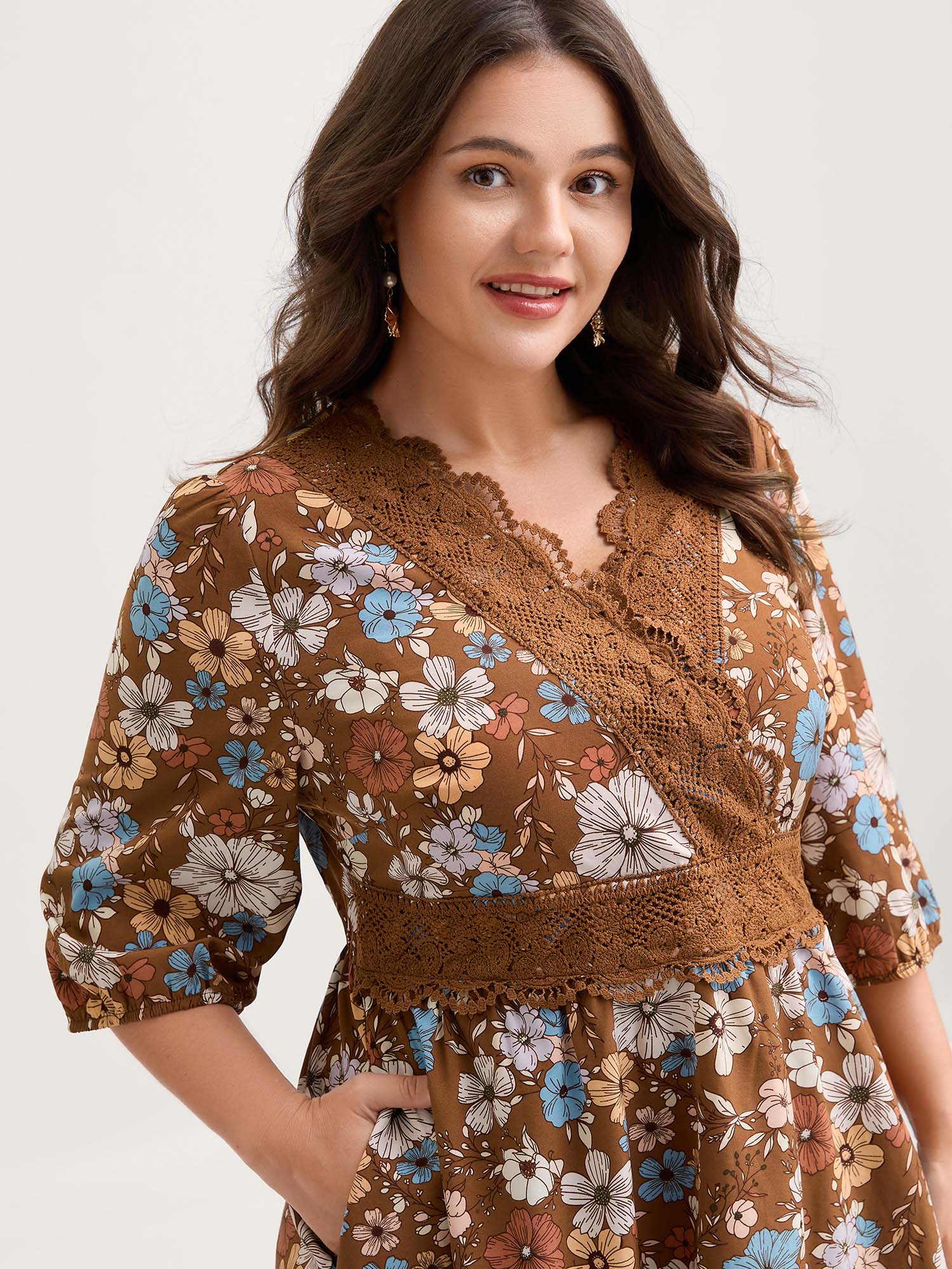 Fall Florals Lace Trim Neckline Midi Dress - Image 2