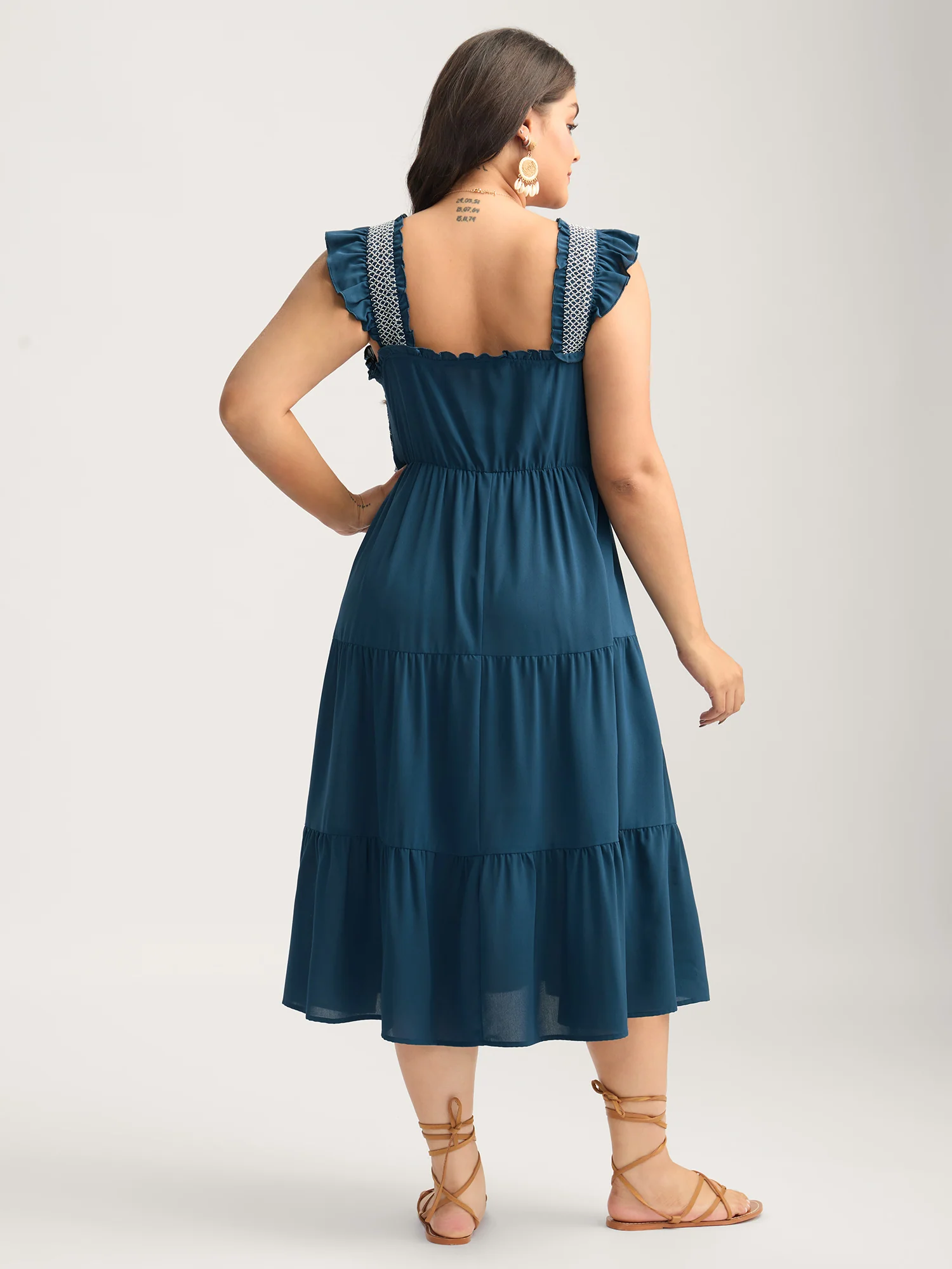 Fancy Shirred Flutter Tiered Pockets Midi Dress - Image 4
