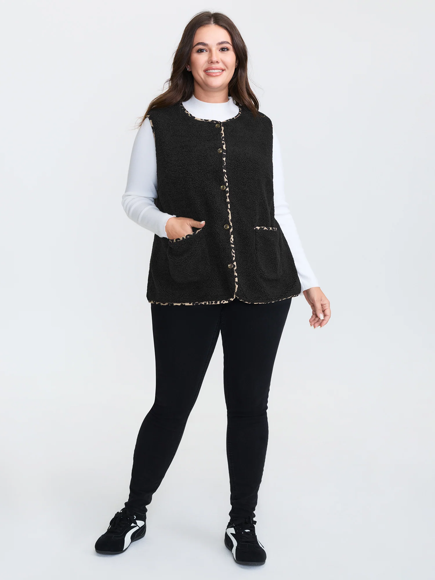 Faux Shearling Patchwork Leopard Edge Vest - Image 3