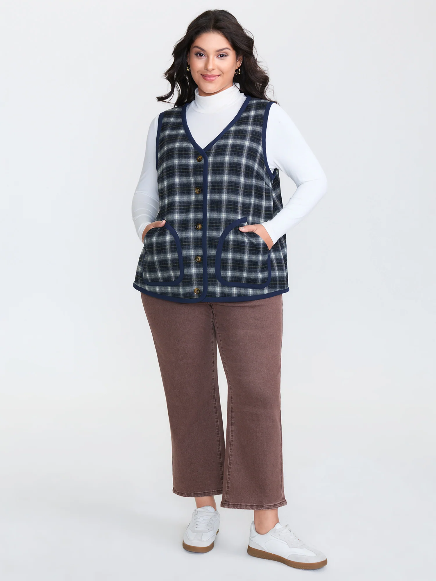 Fleece Checkered Pattern Button-Down Vest - Image 2