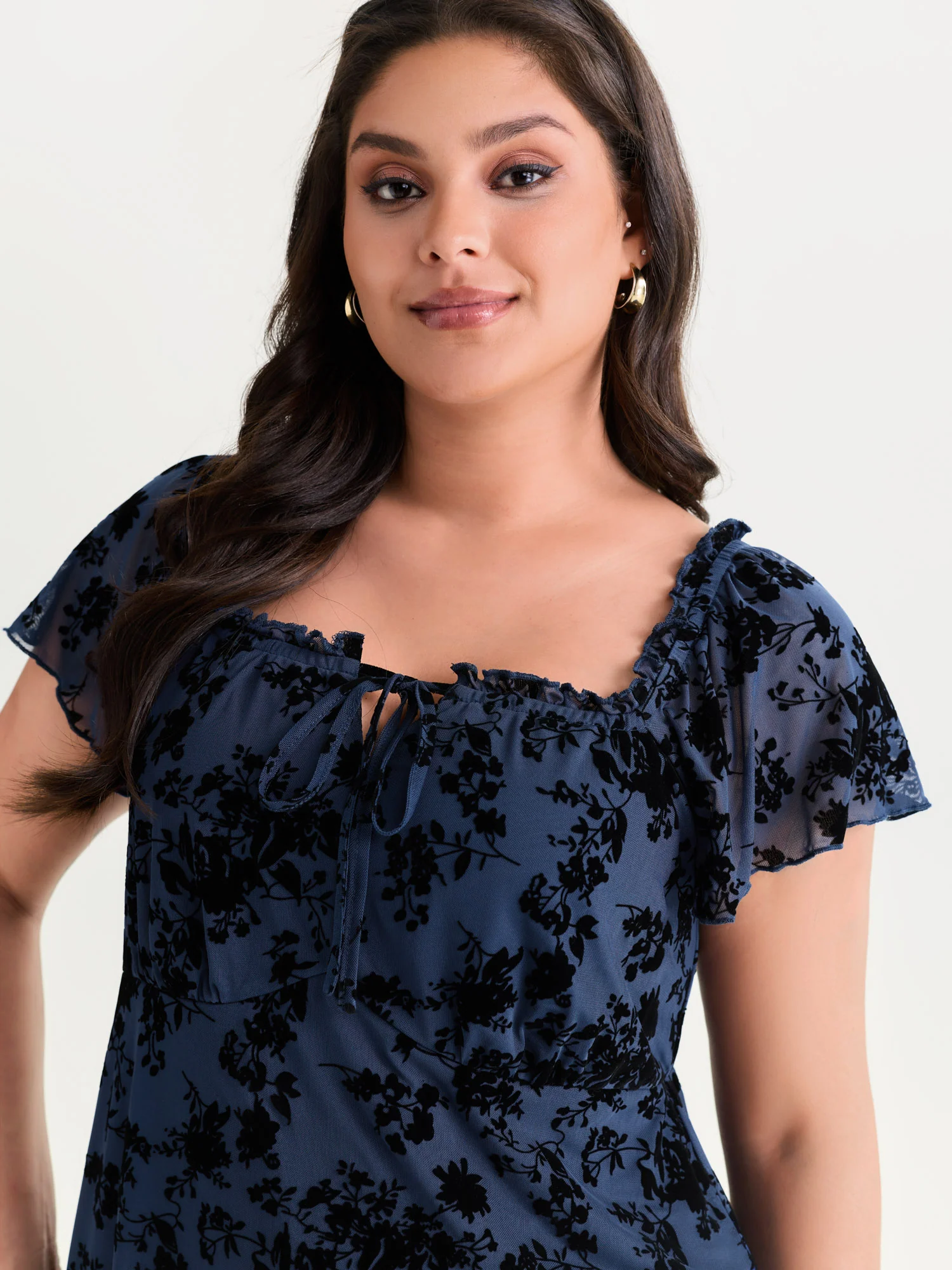 Flocked Floral Drawstring Neckline Knit Top - Image 17