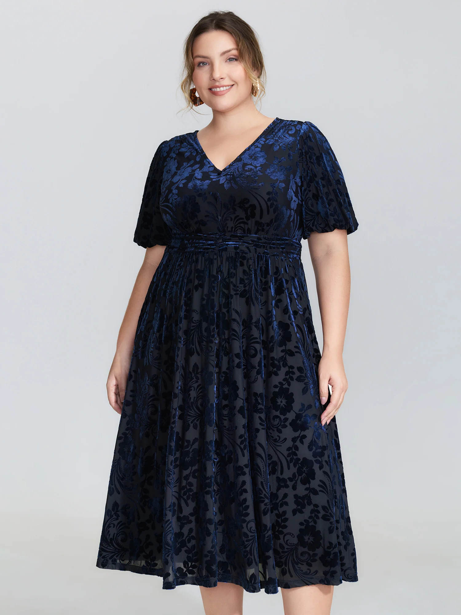 Flocked Laser Cut Pleated Waist Midi Dress - Image 3