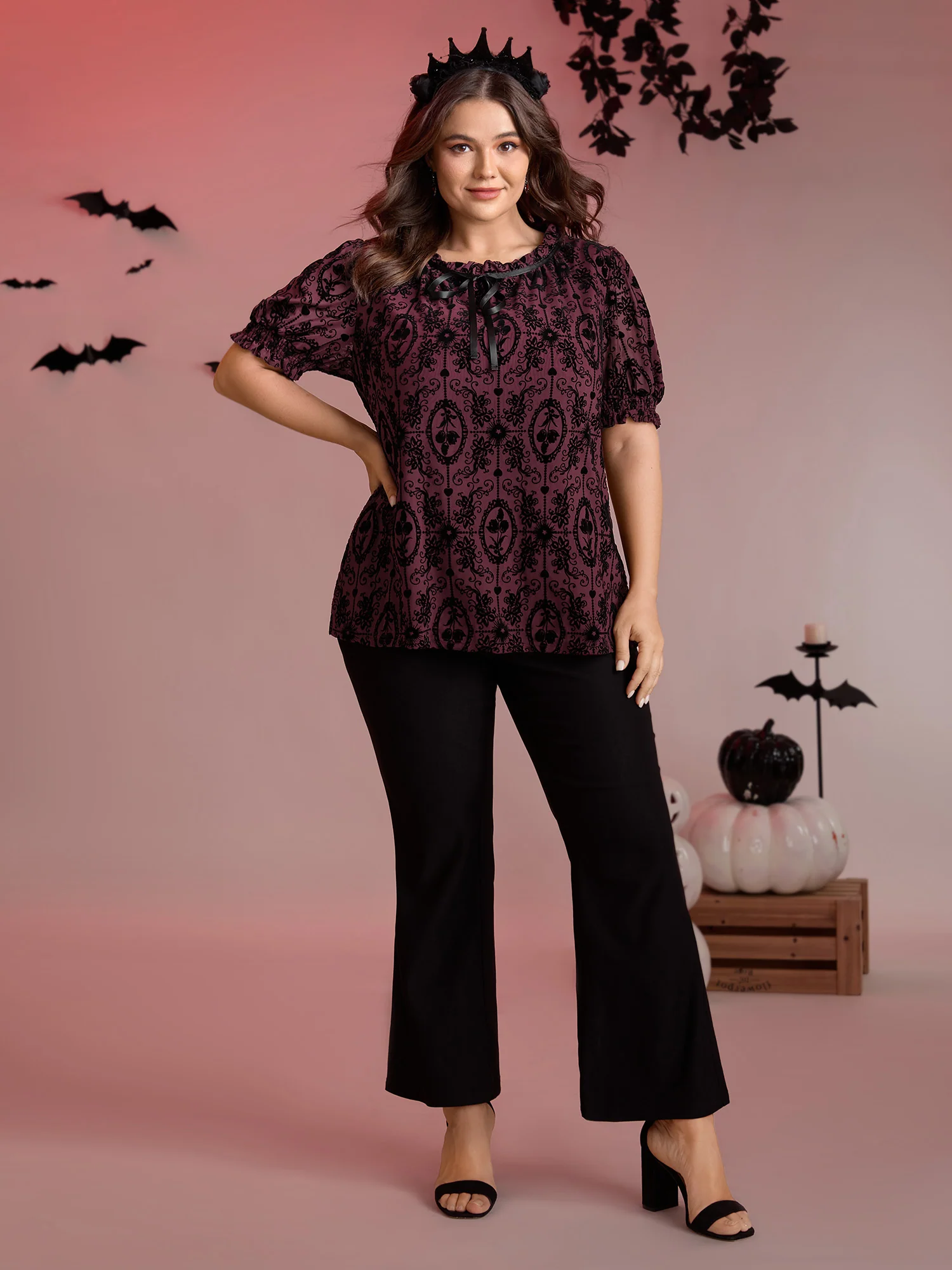 Flocked Texture Shirred Contrast Blouse - Image 3