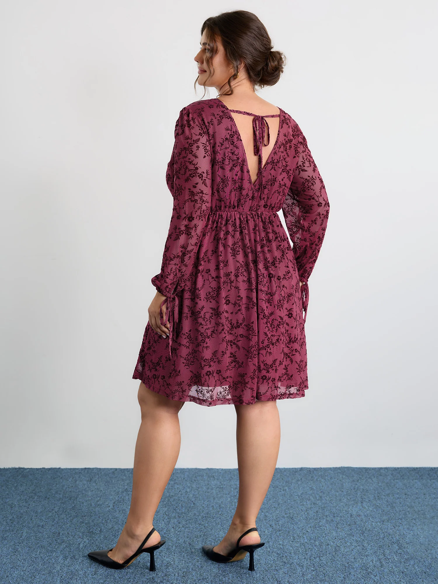 Flocked Wrap Backless Tie Pockets Mini Dress - Image 4