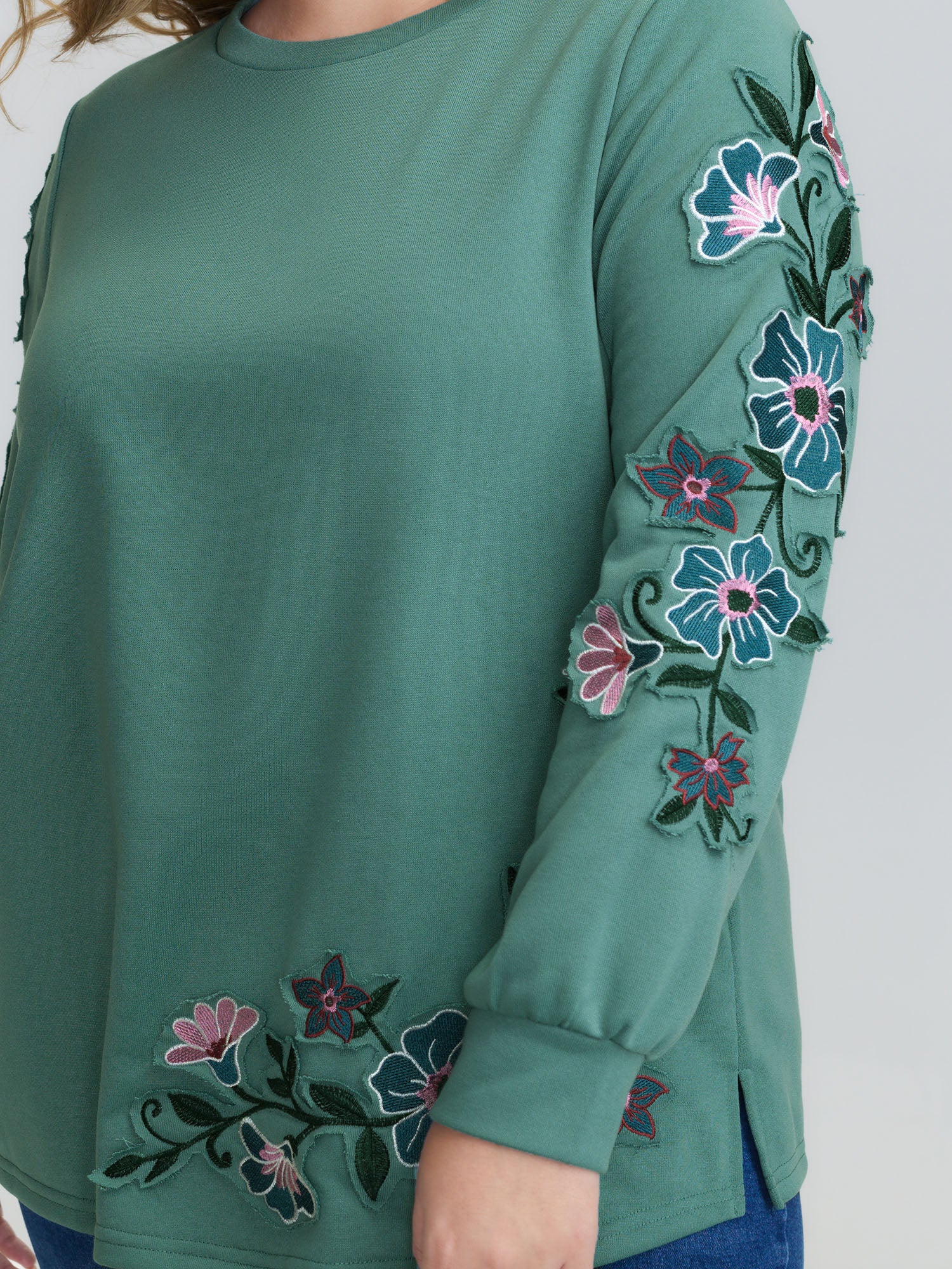 Floral Applique Embroidery Stretchy Sweatshirt - Image 2