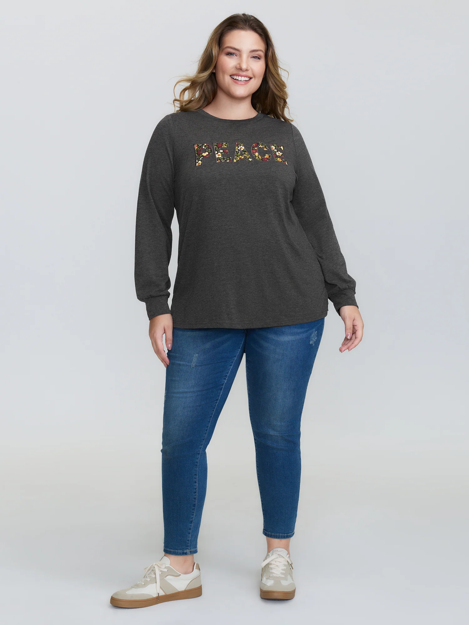 Floral Applique Embroidery Stretchy T-Shirt - Image 3