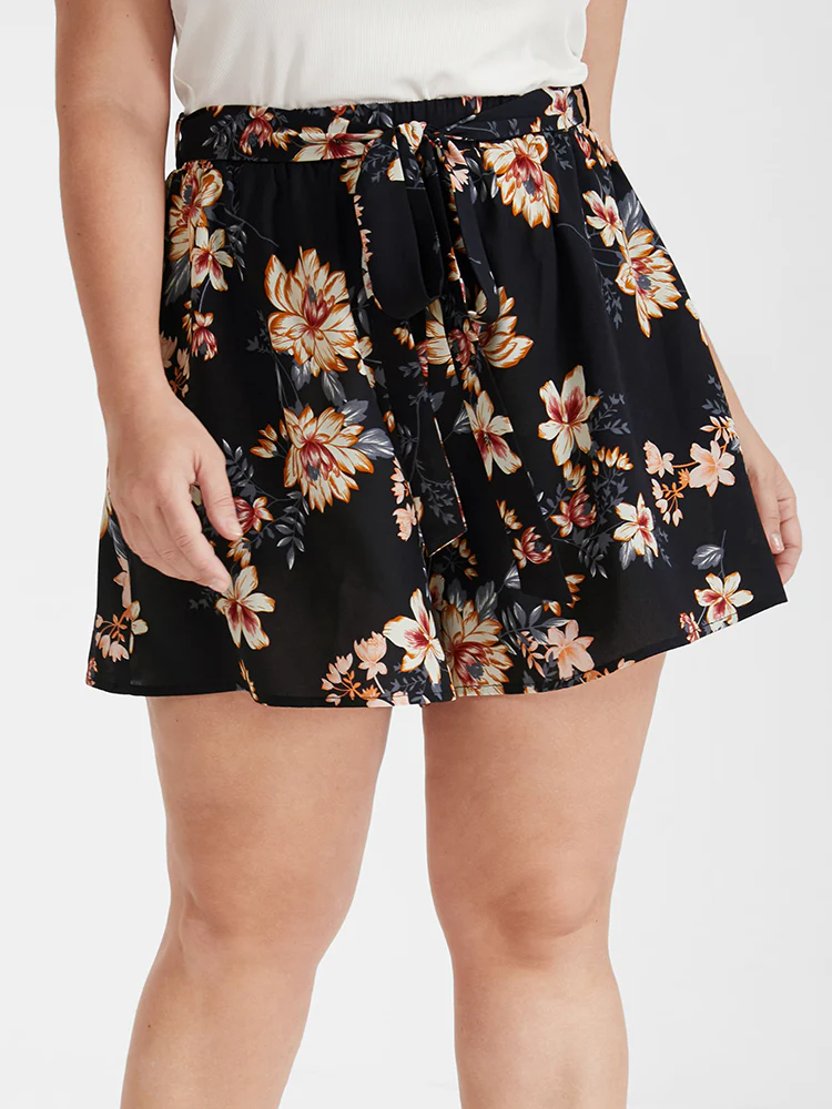Floral Belted Pocket Elastic Waist  Shorts - Image 3