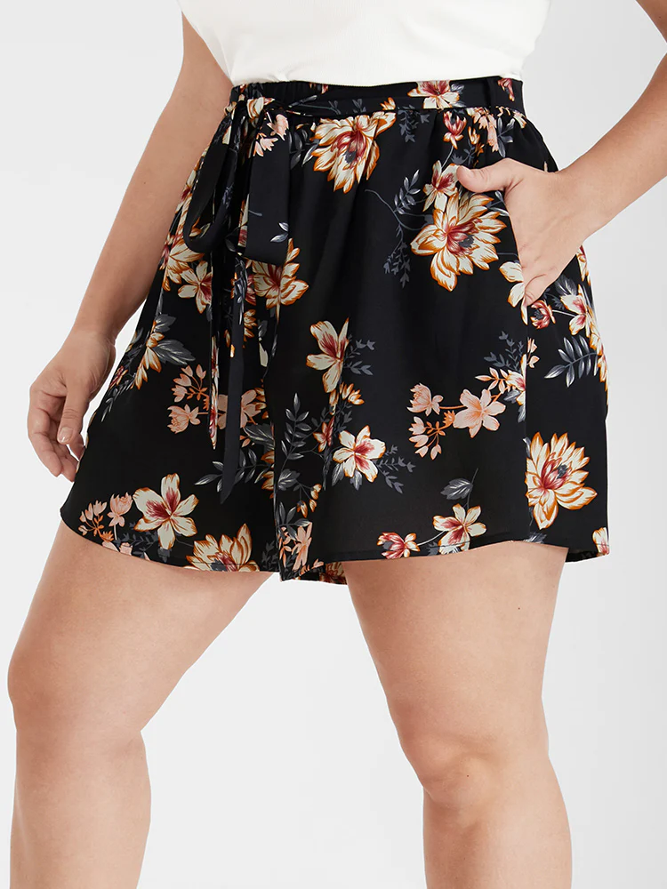 Floral Belted Pocket Elastic Waist  Shorts - Image 5