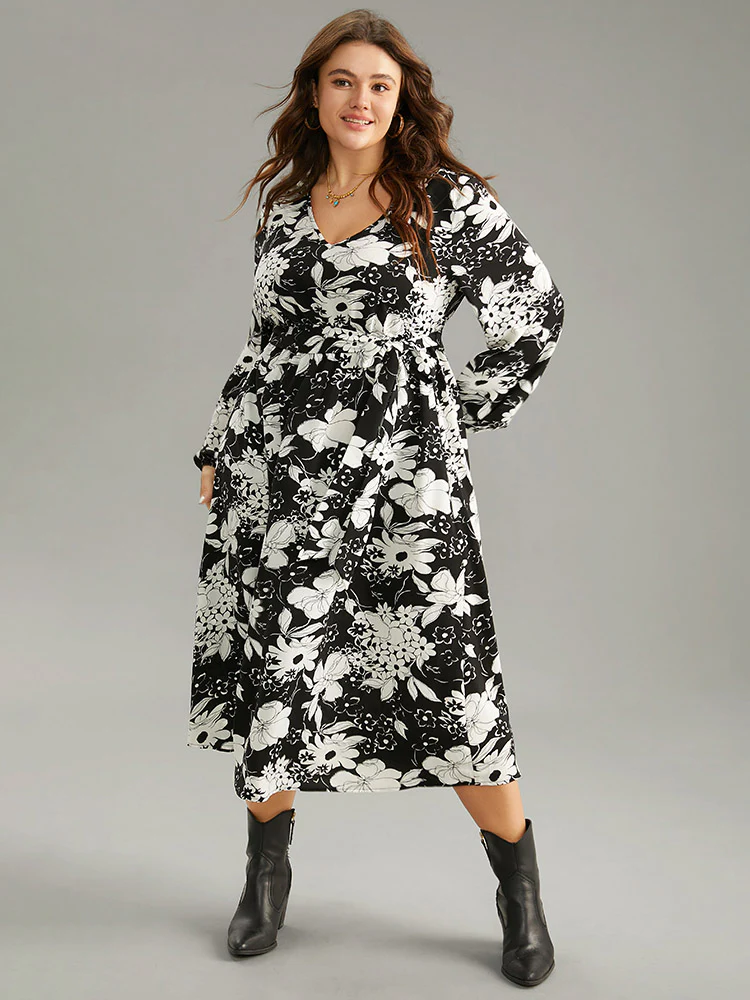 Floral Belted V Neck Lantern Sleeve Dress - Image 3