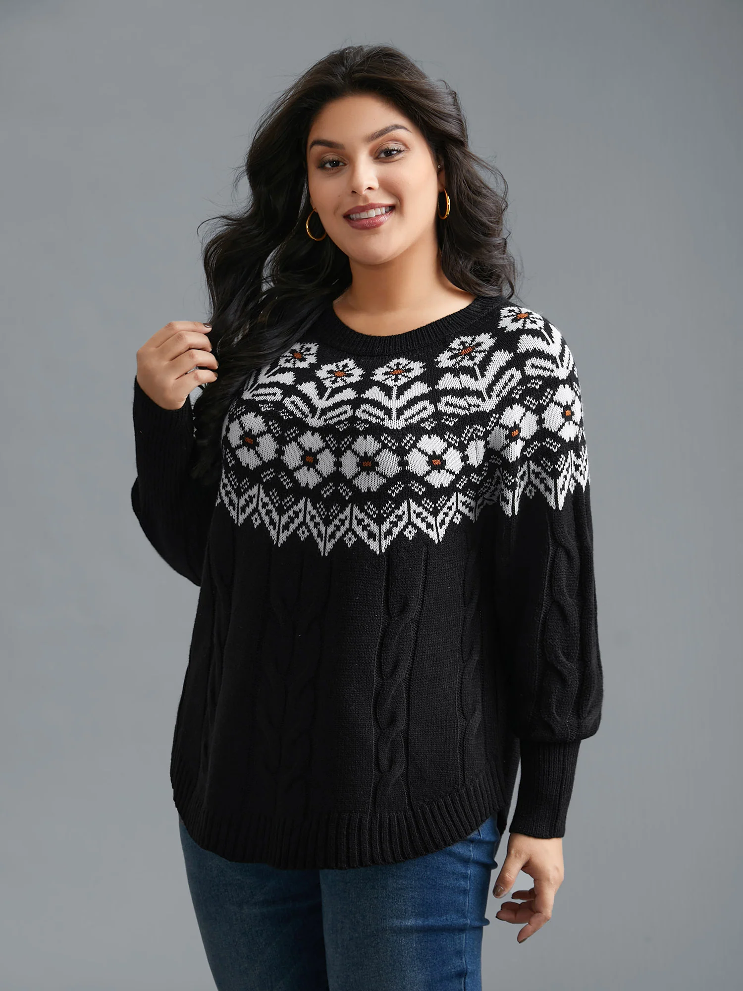 Floral Cable Knit Curved Hem Pullover - Image 3