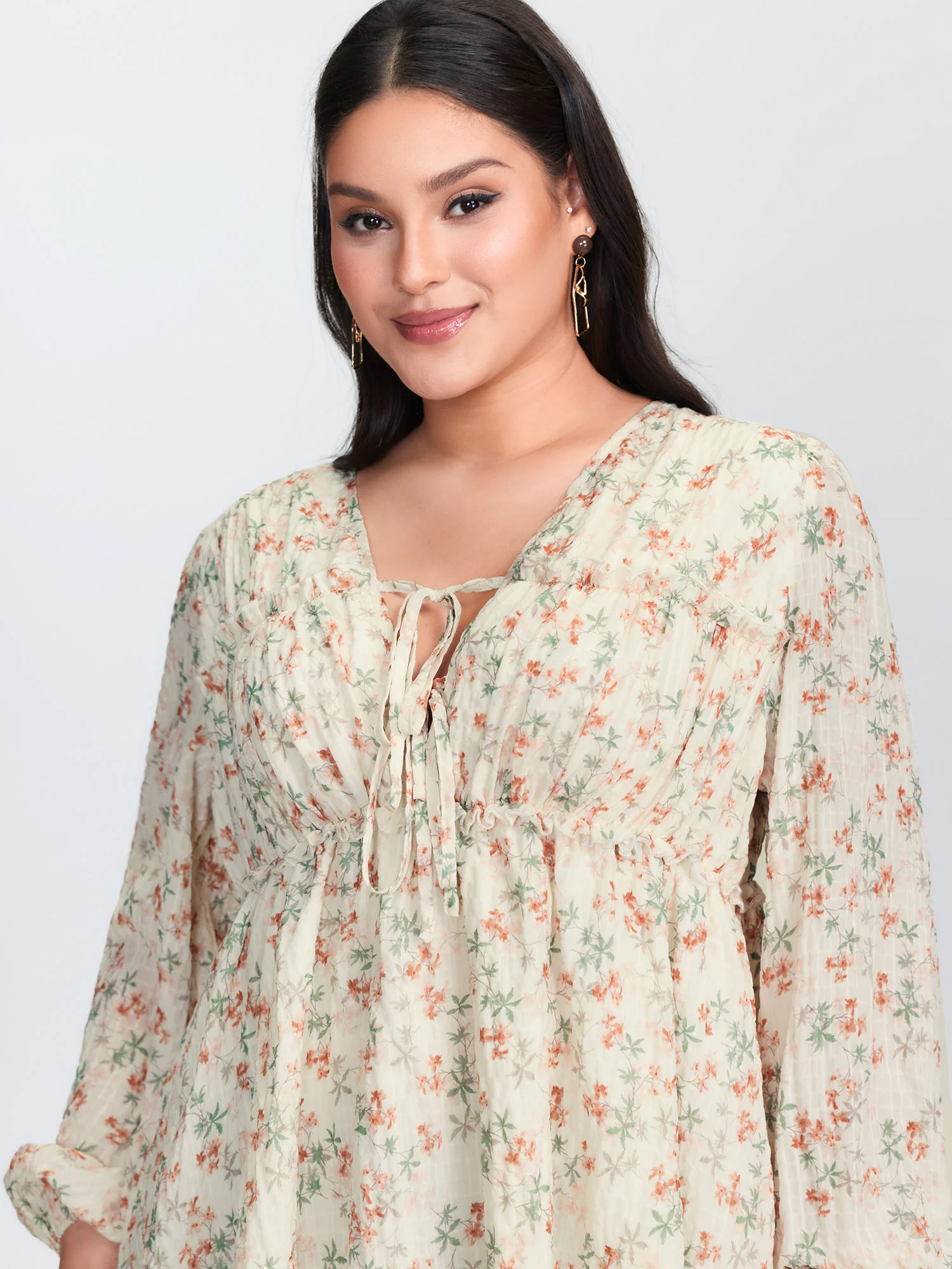 Floral Chiffon Ruffled Tie Front Blouse - Image 2