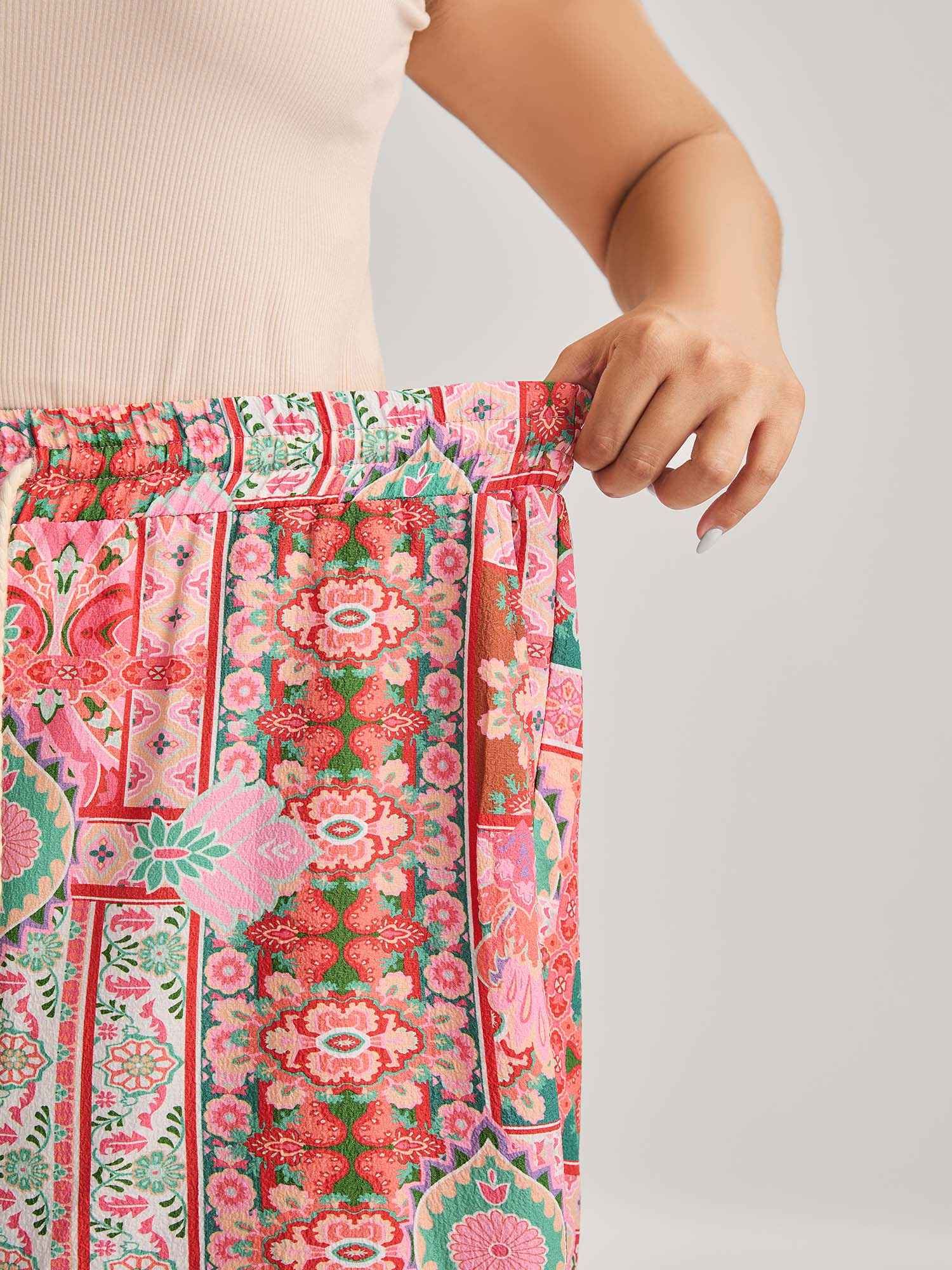 Floral Collage Stretchy Waist Wide-Leg Pants - Image 2