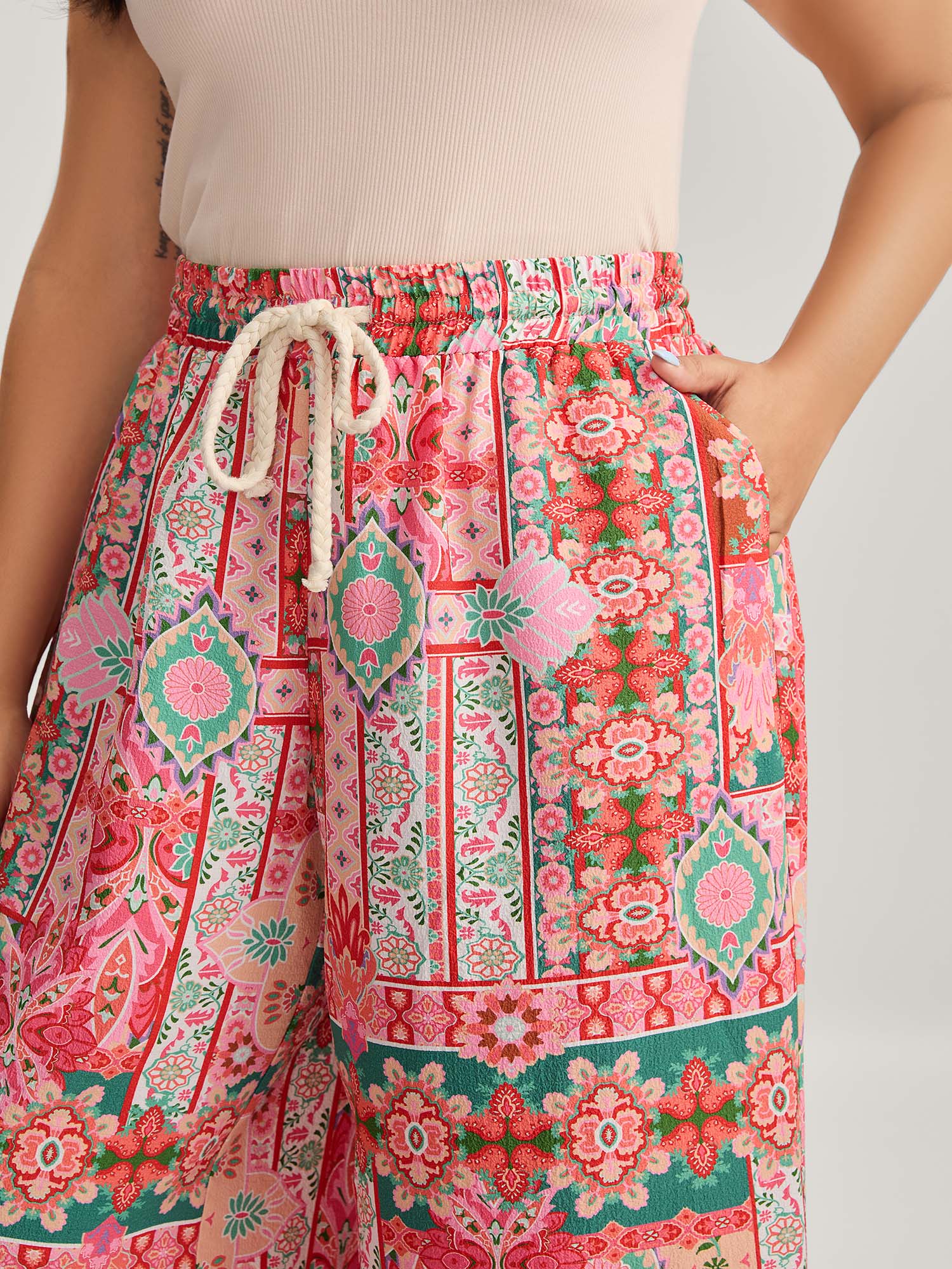Floral Collage Stretchy Waist Wide-Leg Pants - Image 3