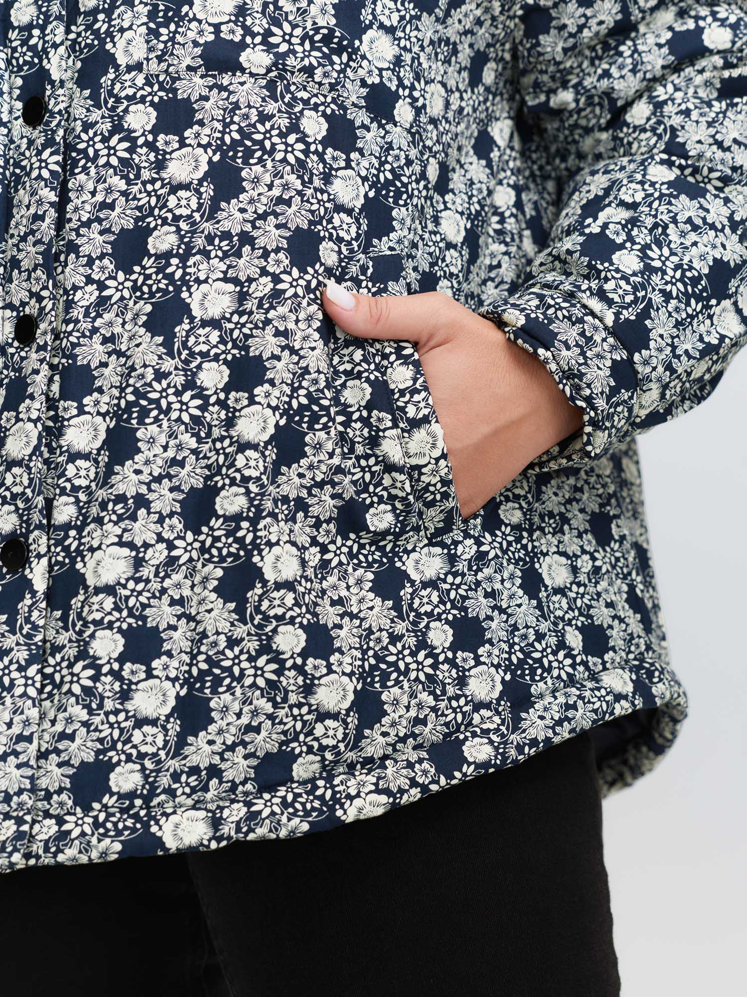 Floral Colored Lining Quilted Jacket - Image 4