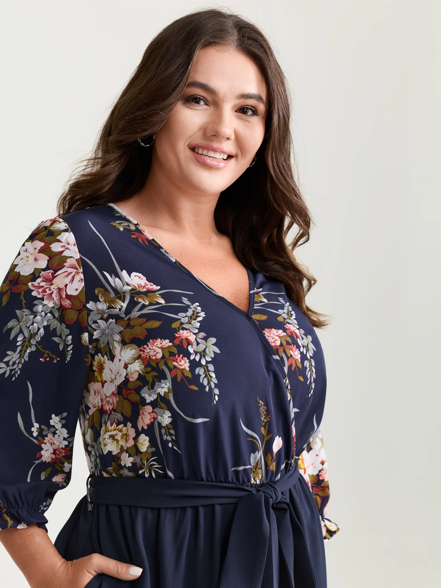 Floral Contrast Belted Wide-Leg Jumpsuit - Image 9