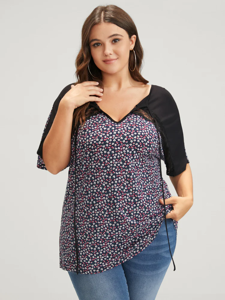 Floral Contrast Lace Ties Neck T-shirt - Image 5