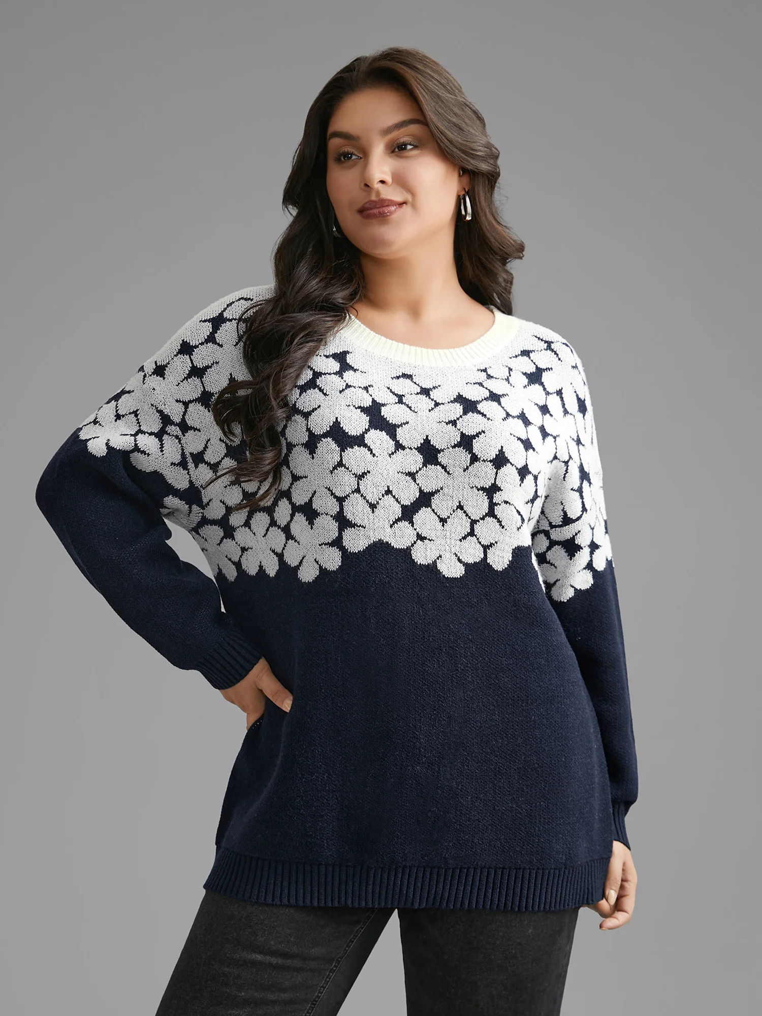 Floral Contrast Patchwork Drop Shoulder Pullover - Image 3