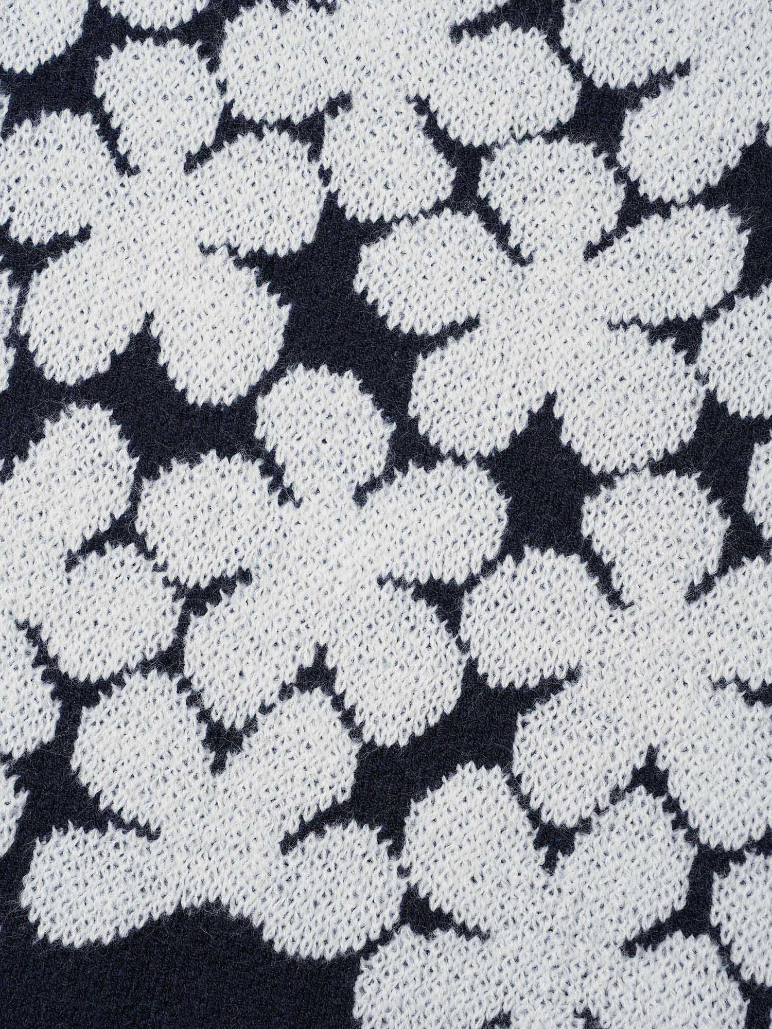 Floral Contrast Patchwork Drop Shoulder Pullover - Image 6