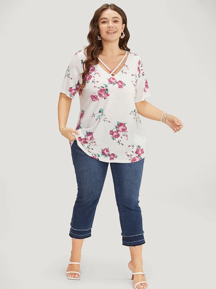 Floral Crisscross V Neck T-shirt - Image 4