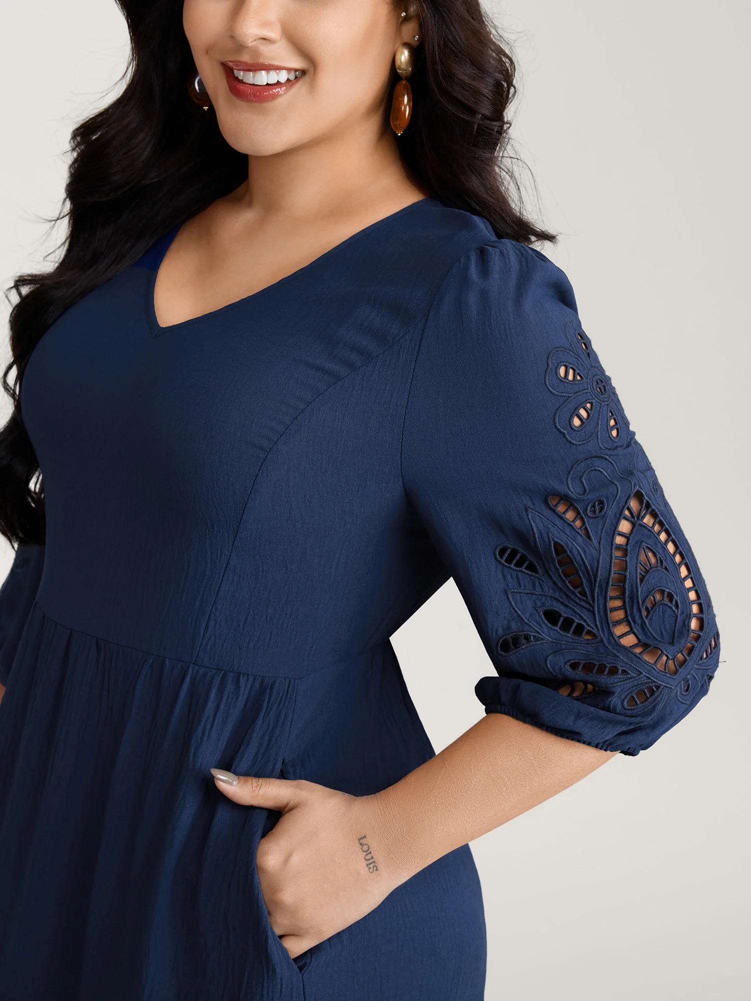 Floral Cut-Out Embroidery Tiered Maxi Dress - Image 2