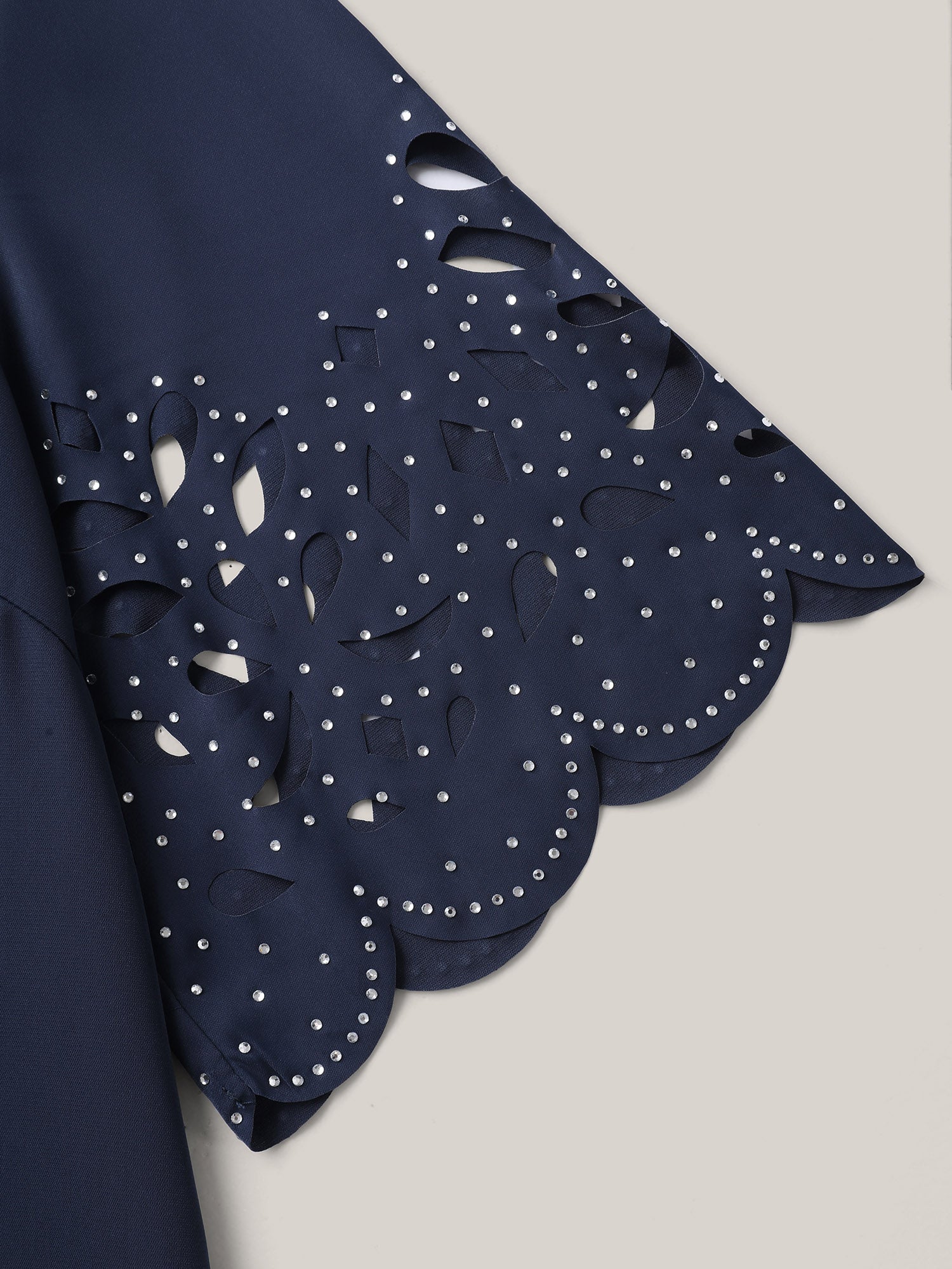 Floral Cut-Out Sequin Solid Blouse - Image 6