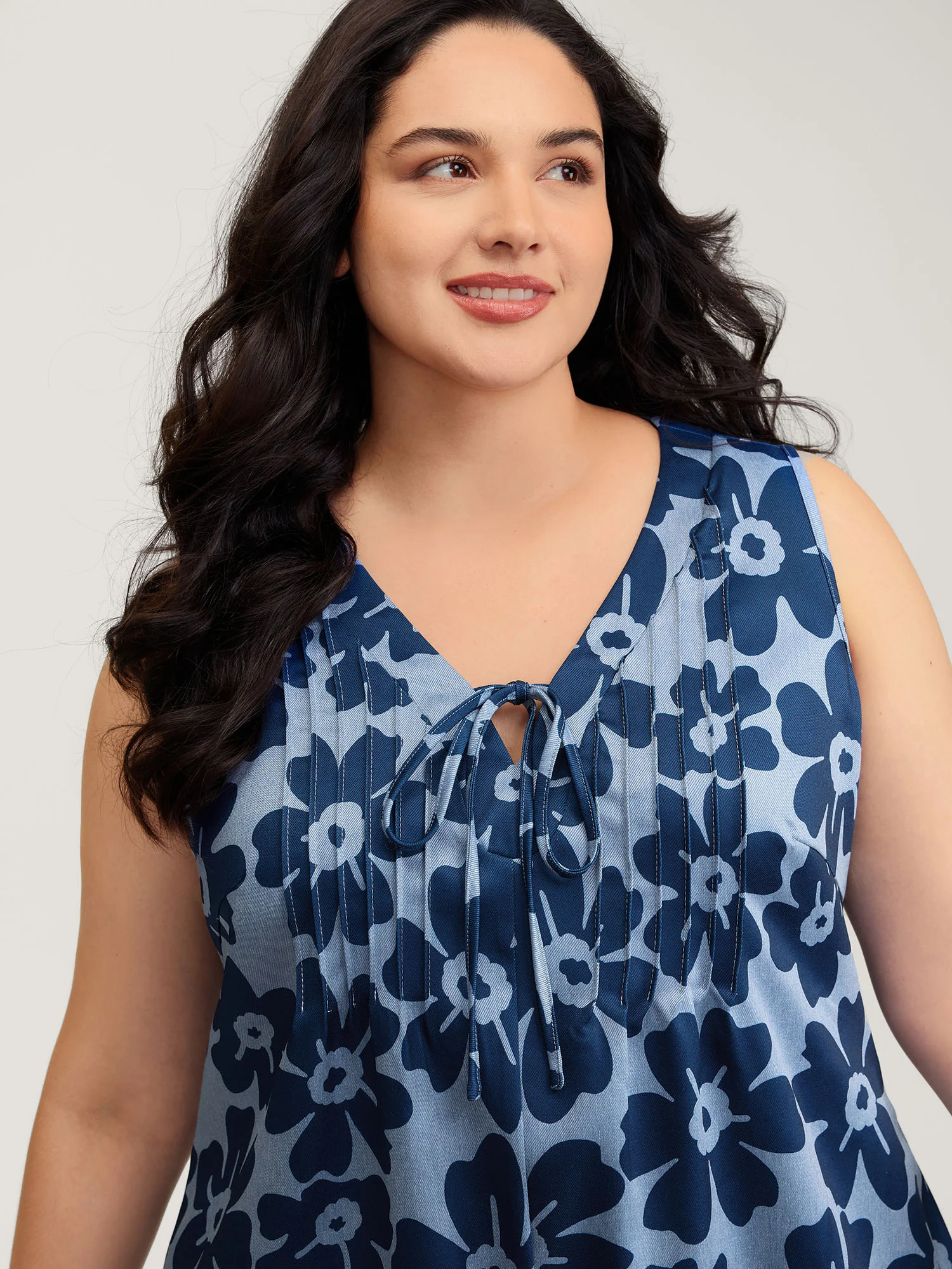 Floral Denim-Like Knee-Length Dress - Image 2