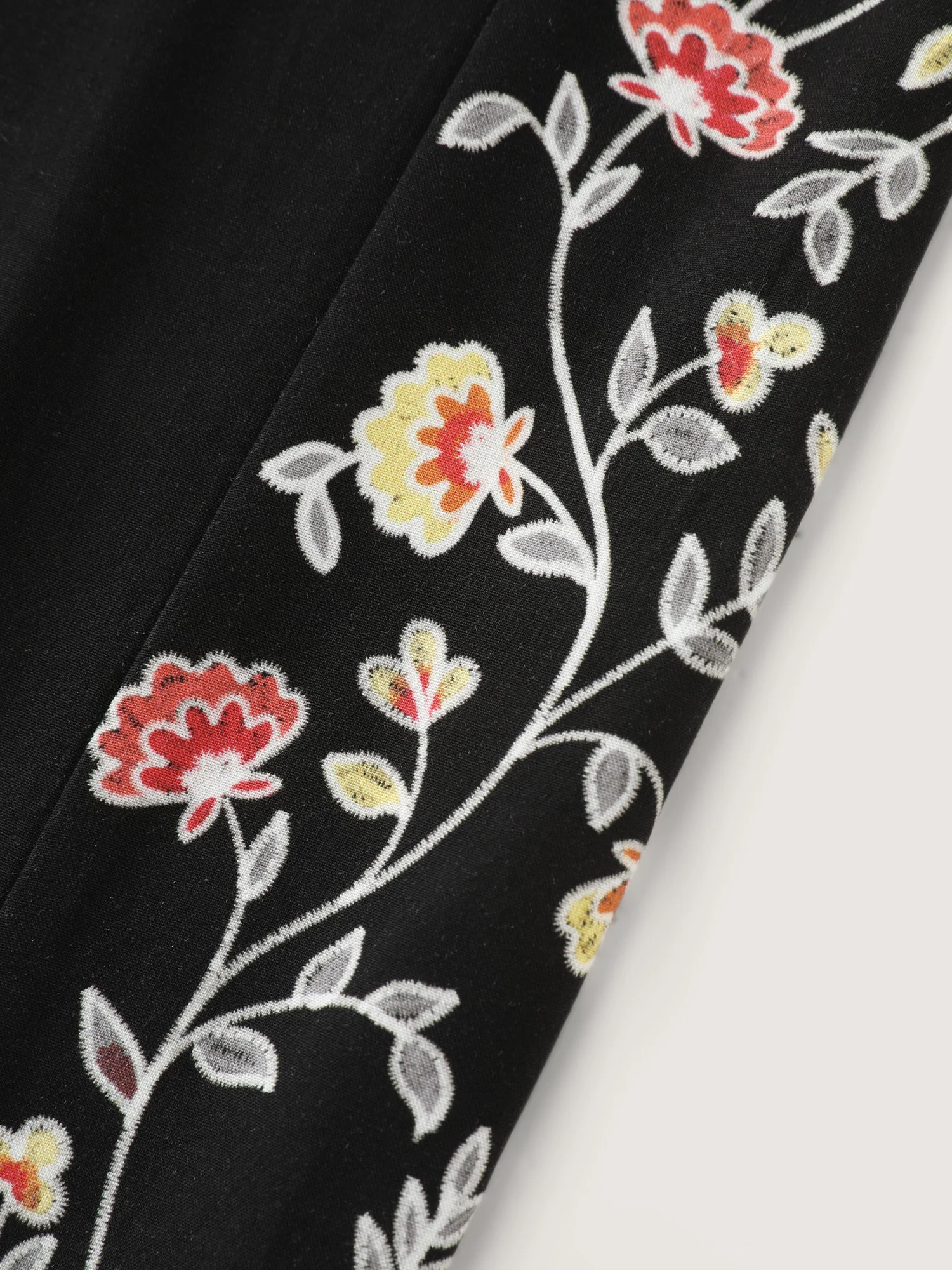 Floral Detail Patchwork Halter Neck Jumpsuit - Image 6