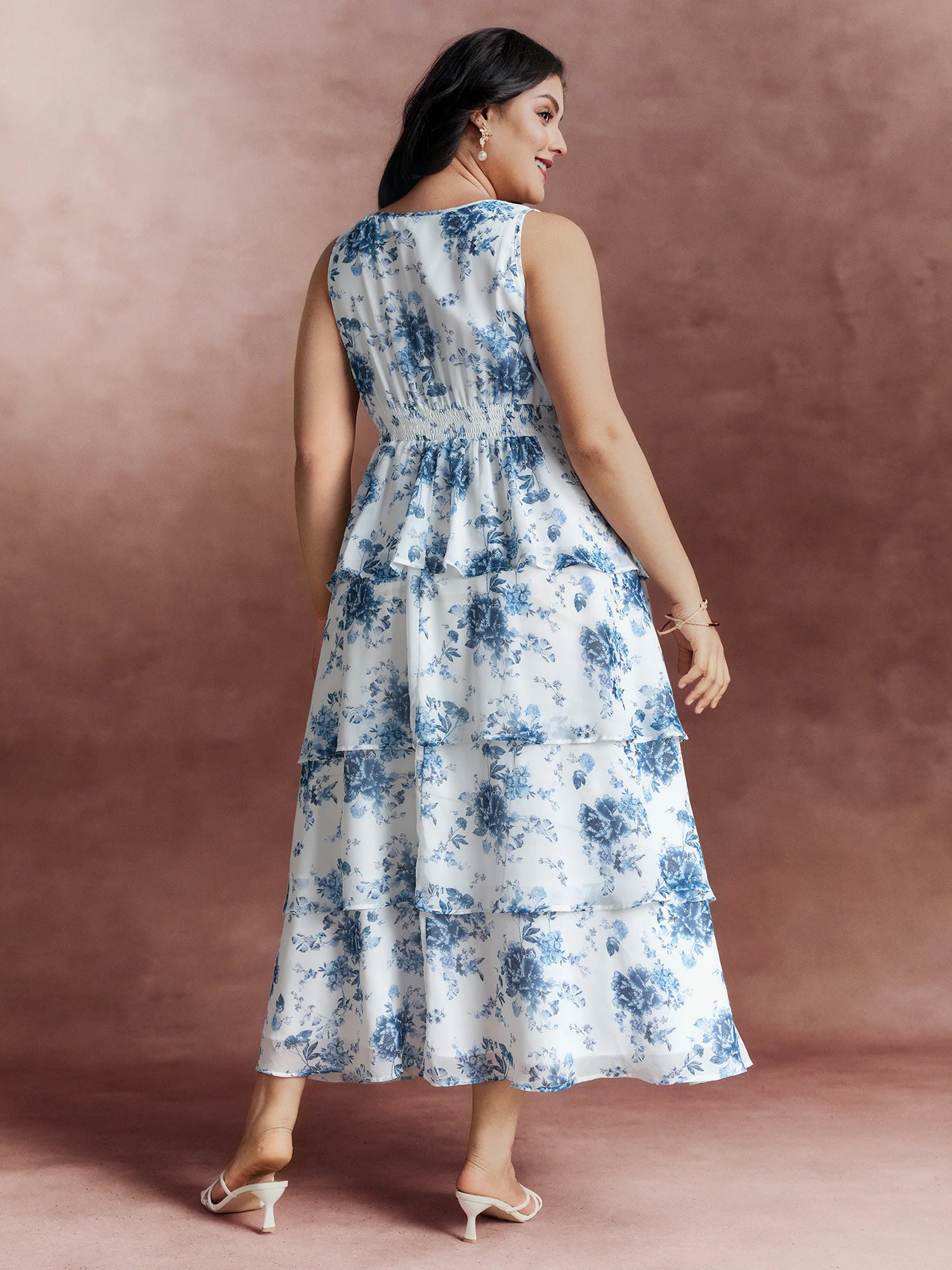 Floral Elegance Tiered V-Neck Maxi Dress - Image 4